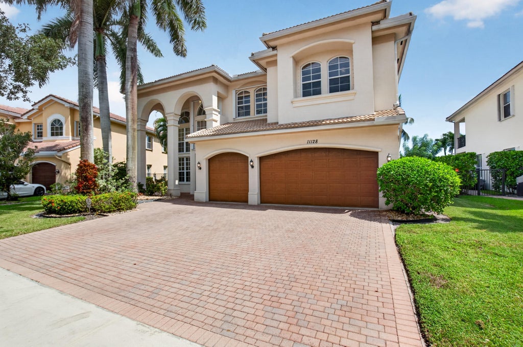 Photo of 11128 BRANDYWINE LAKE Way, Boynton Beach, FL 33473 (MLS # B26092698)