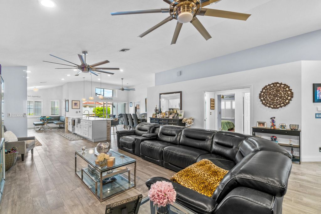 Photo of 7825 Stirling Bridge Boulevard S, Delray Beach, FL 33446 (MLS # R10916456)