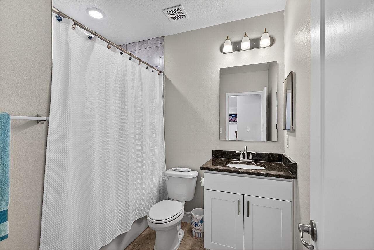 SEBASTIAN HIGHLANDS UNIT - Residential