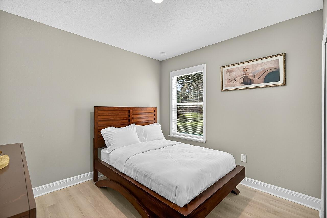 SEBASTIAN HIGHLANDS UNIT - Residential