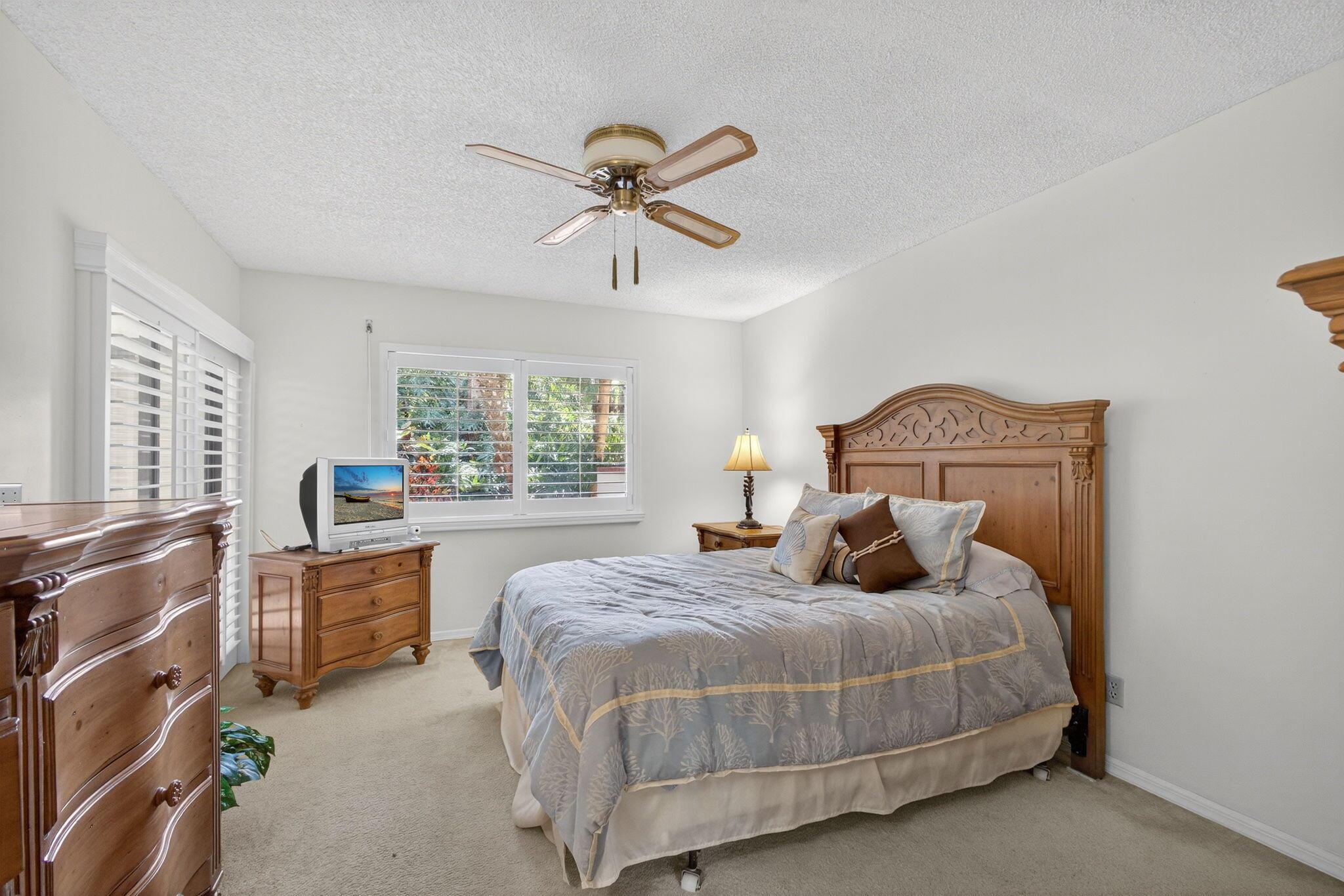 SEA OATS OF JUNO BEACH CO - Residential