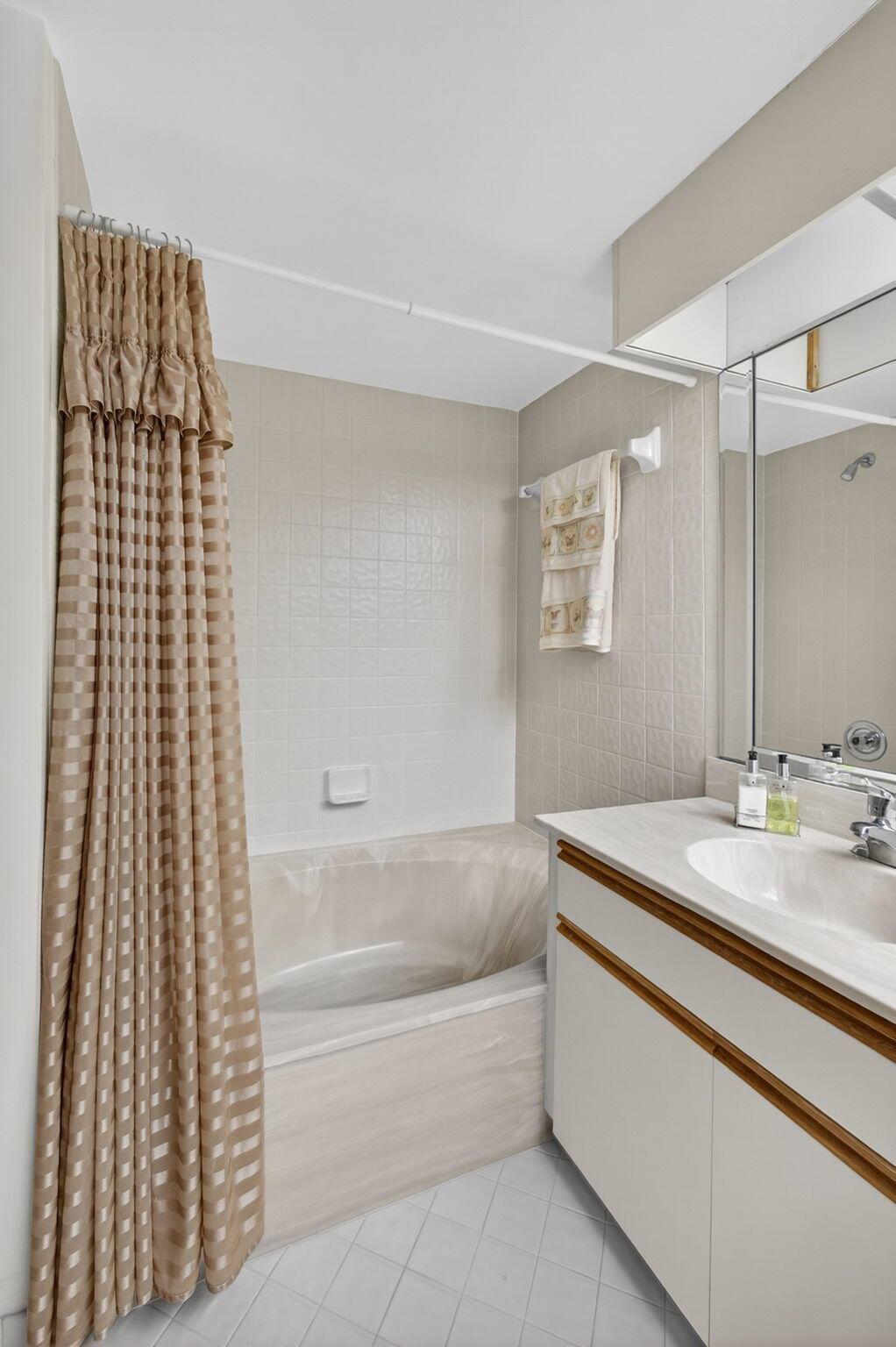 SEA OATS OF JUNO BEACH CO - Residential