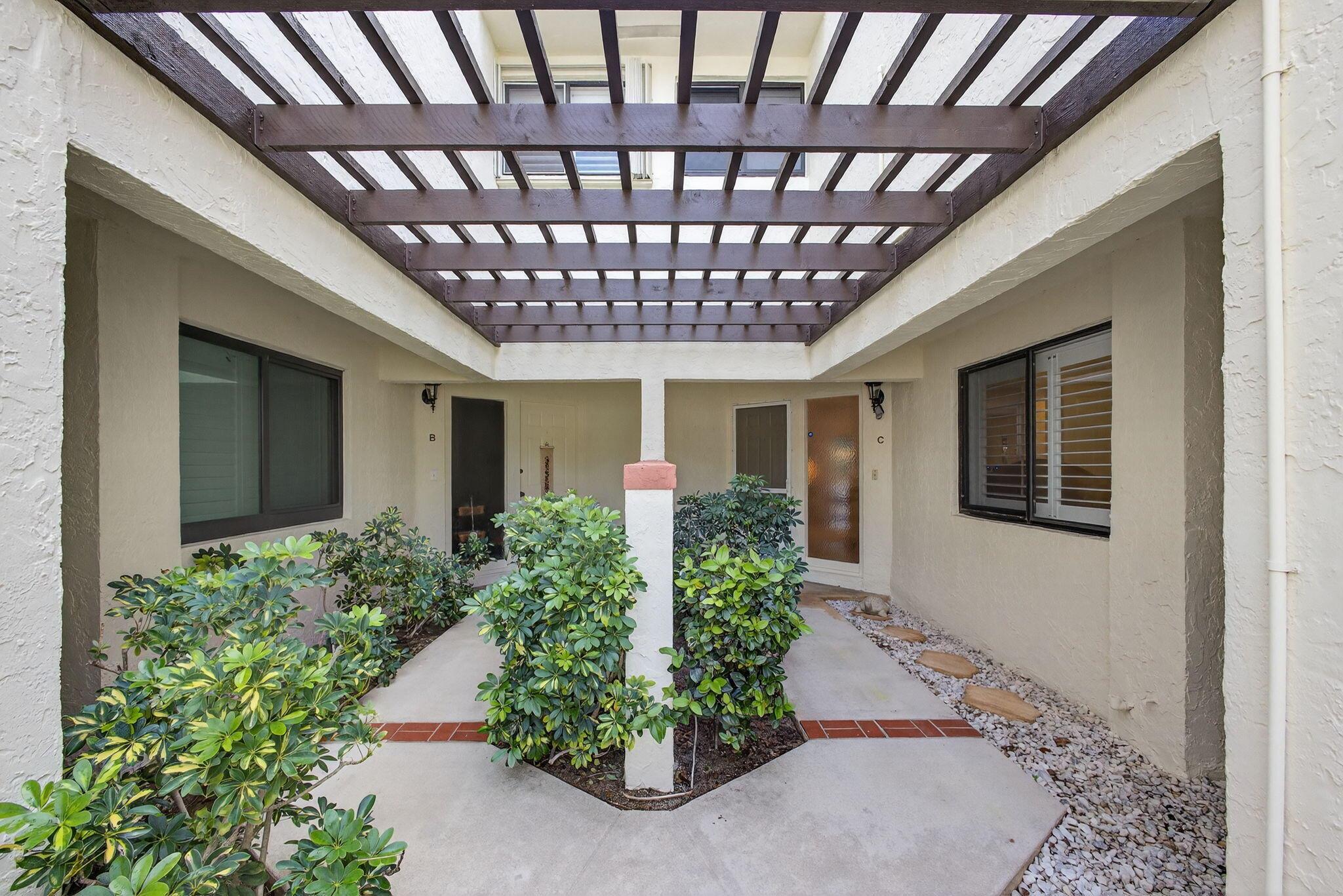 SEA OATS OF JUNO BEACH CO - Residential