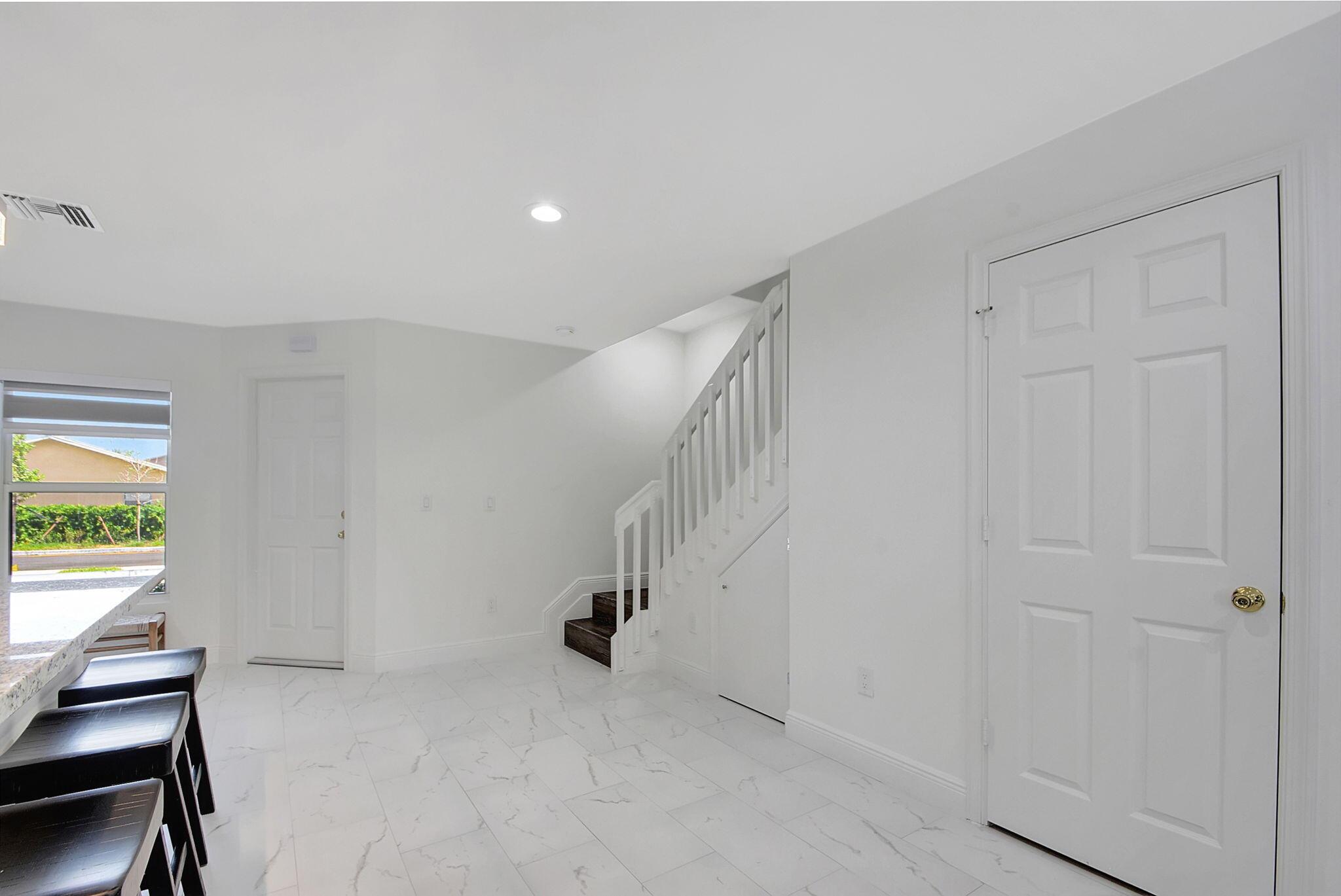 PATIO COURT TOWNHOMES - Residential Lease