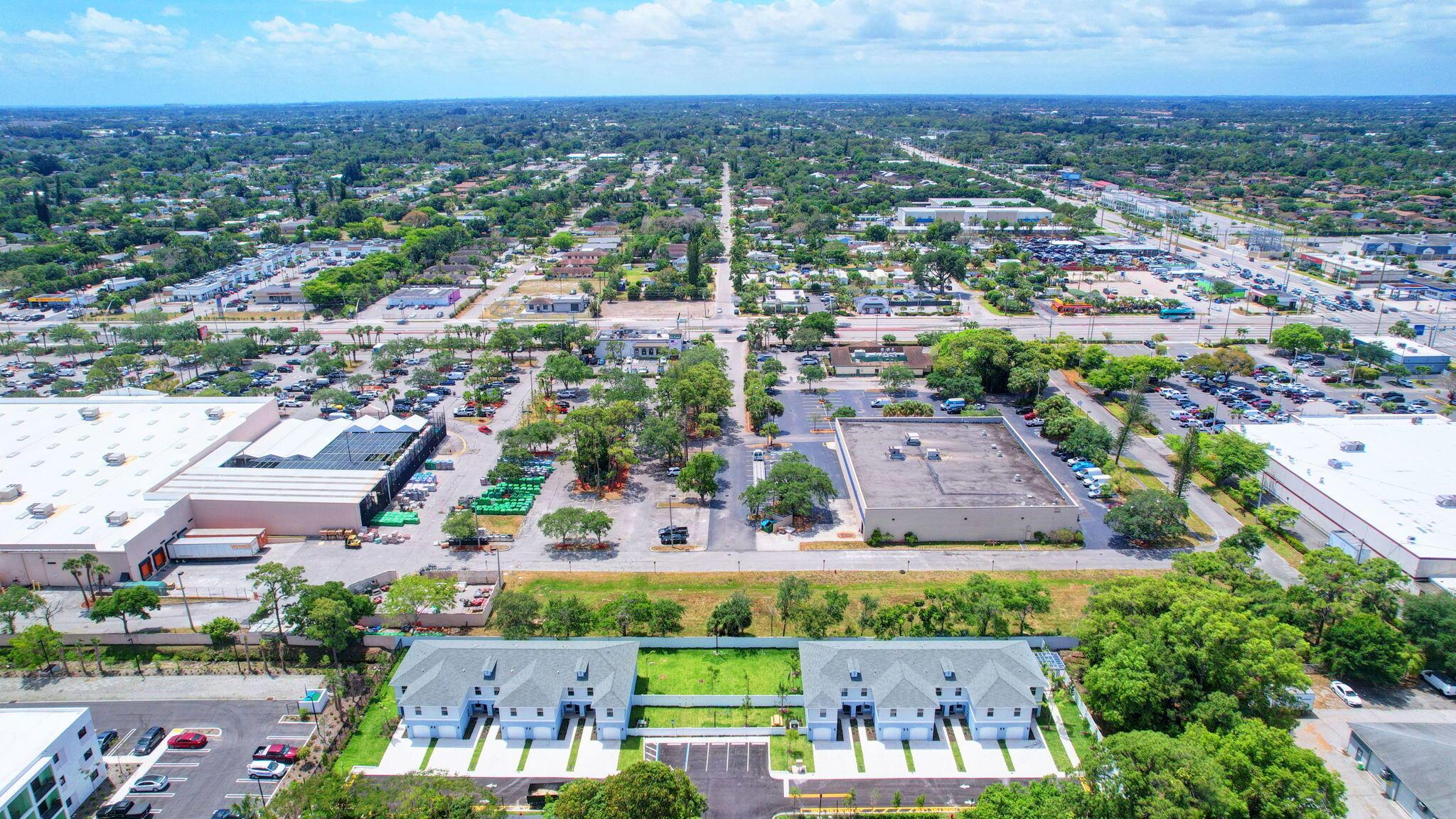 PATIO COURT TOWNHOMES - Residential Lease