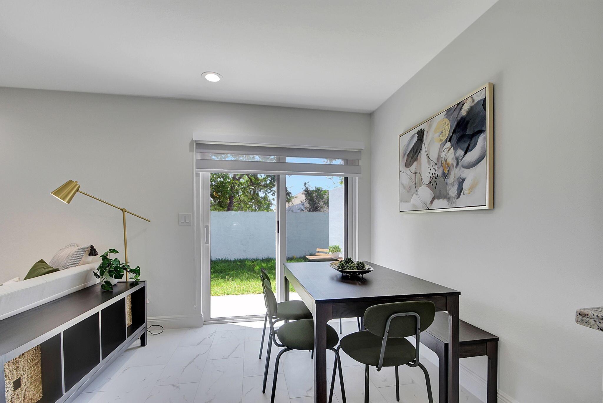 PATIO COURT TOWNHOMES - Residential Lease