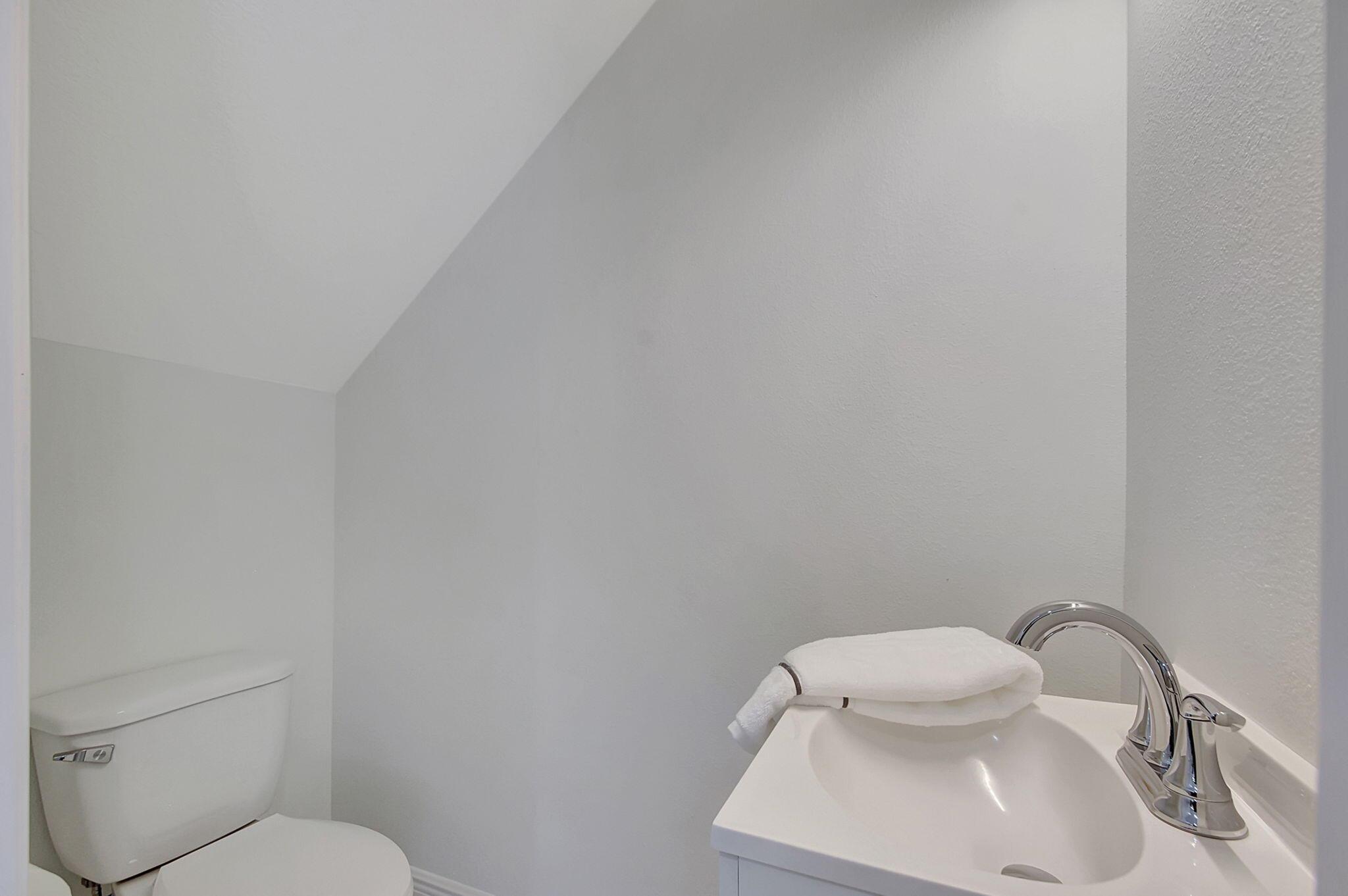 PATIO COURT TOWNHOMES - Residential Lease