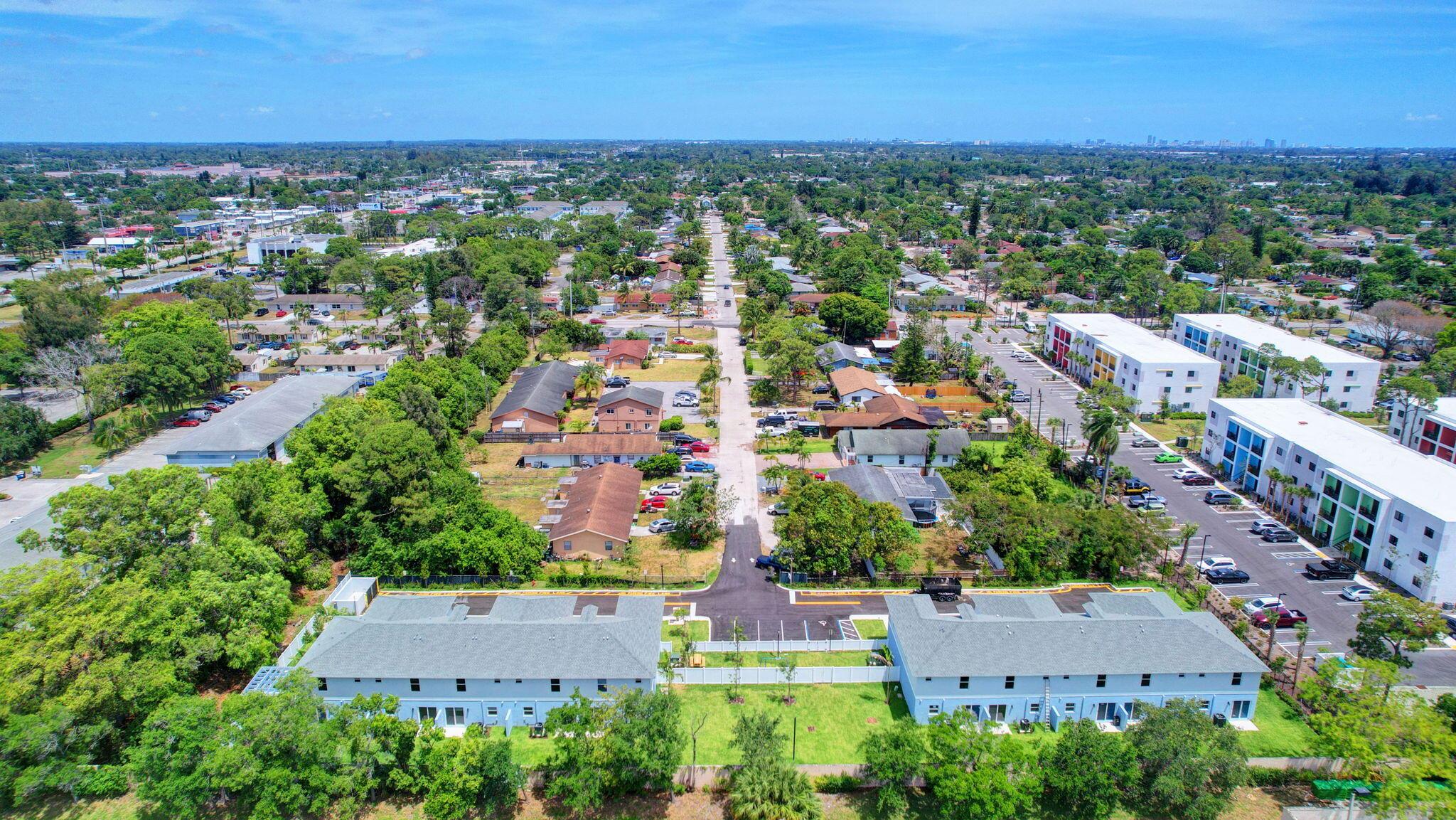 PATIO COURT TOWNHOMES - Residential Lease