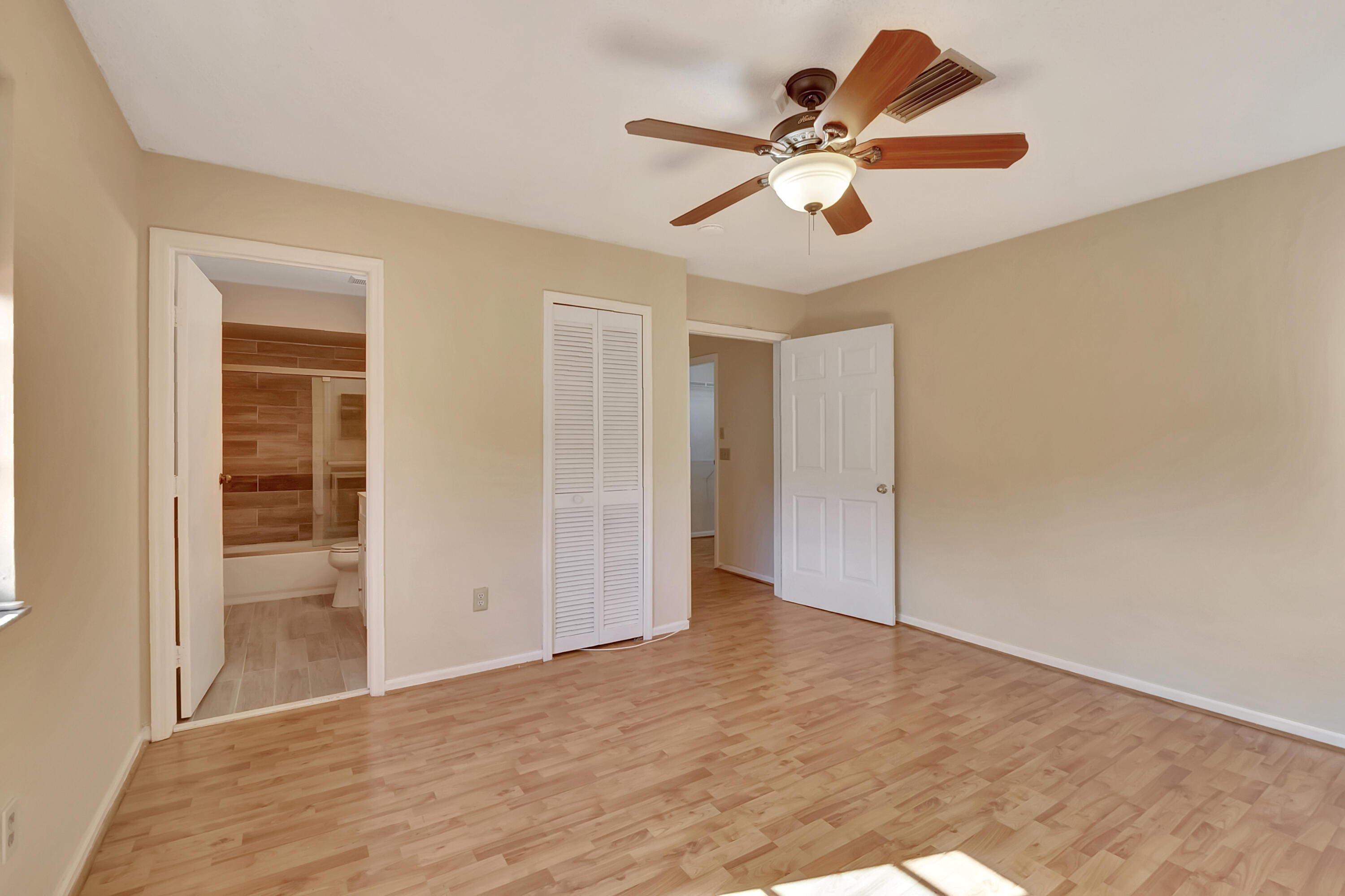 WOODSTREAM - Residential Lease