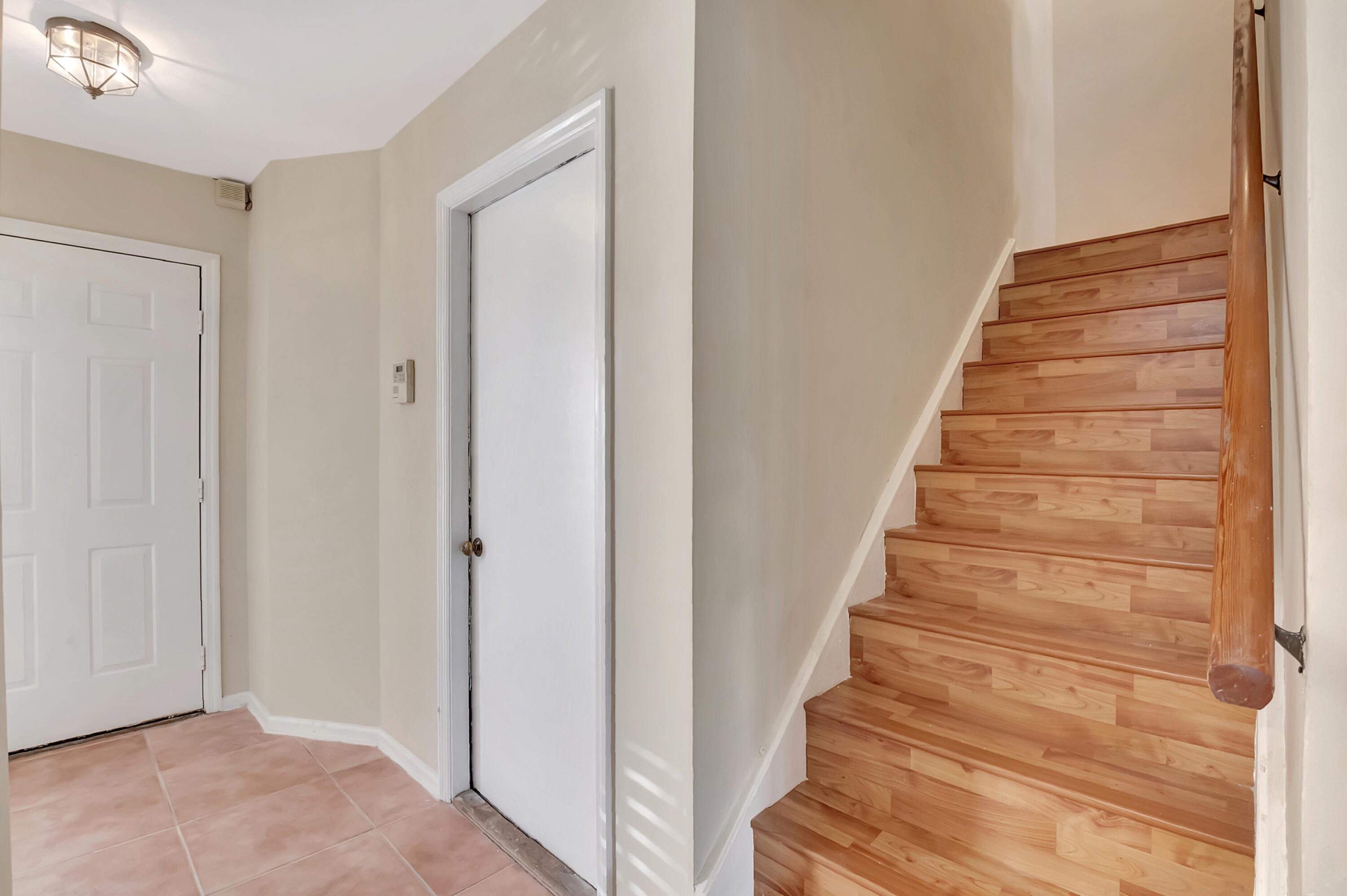 WOODSTREAM - Residential Lease