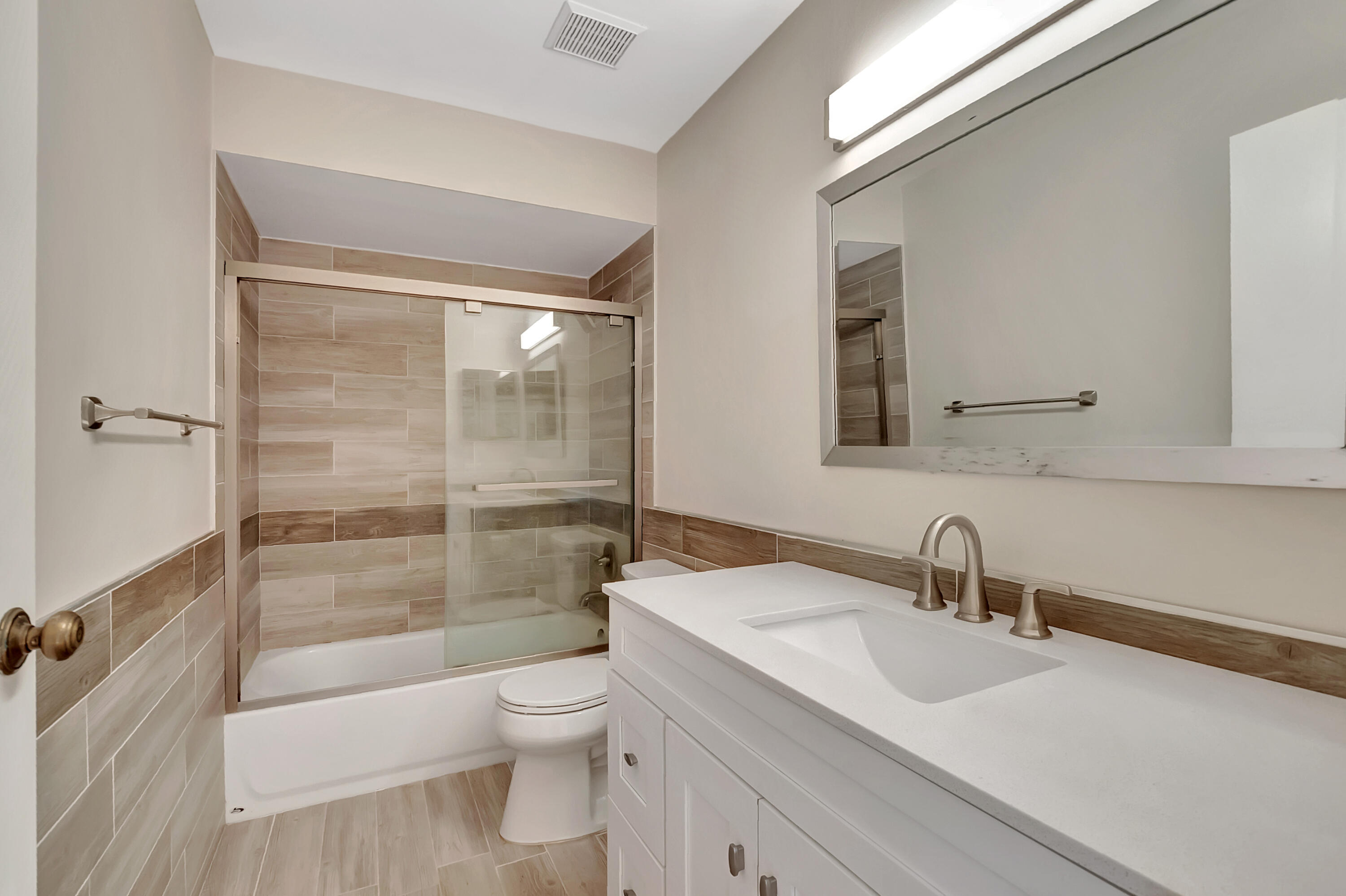 WOODSTREAM - Residential Lease