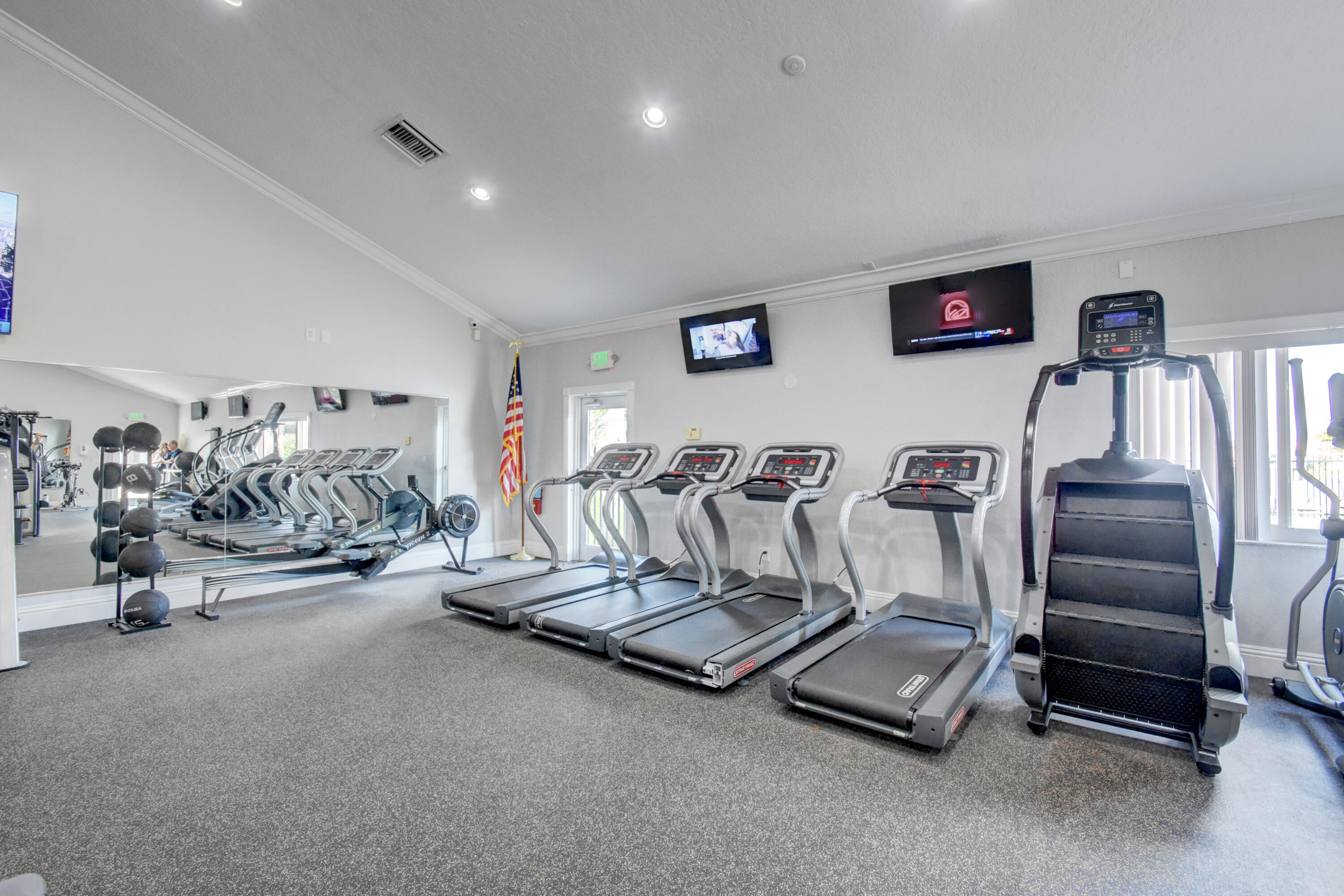 WOODSTREAM - Residential Lease