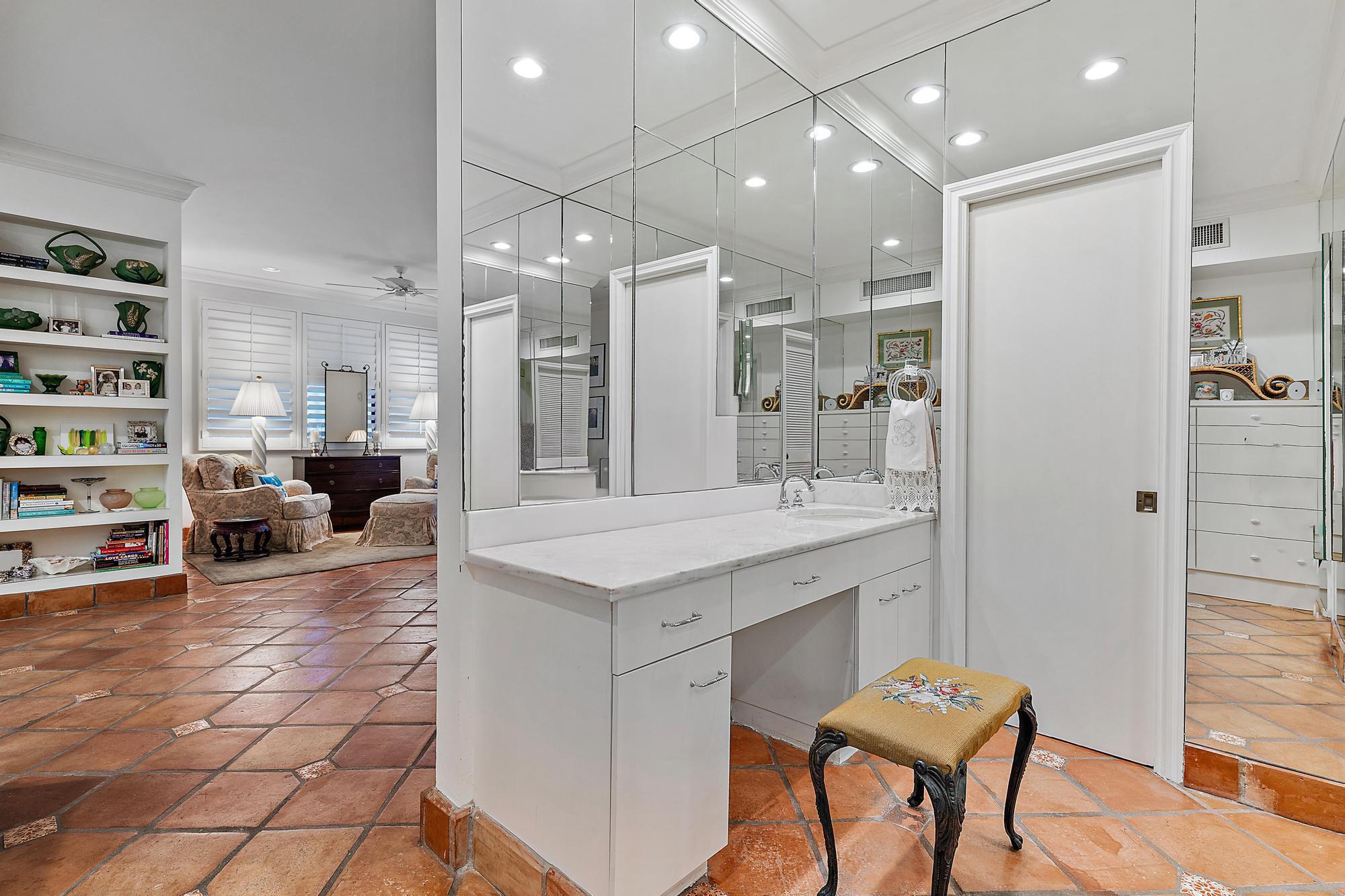 Ocean Park H W Robbins - Residential