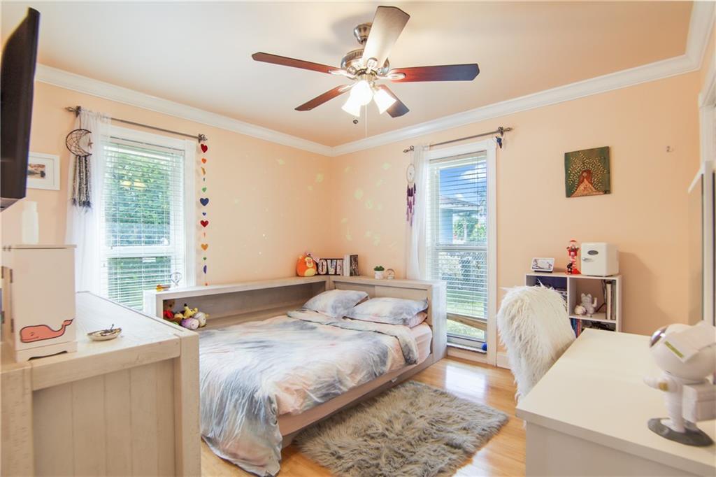 ORANGE TREE HOMES - Residential