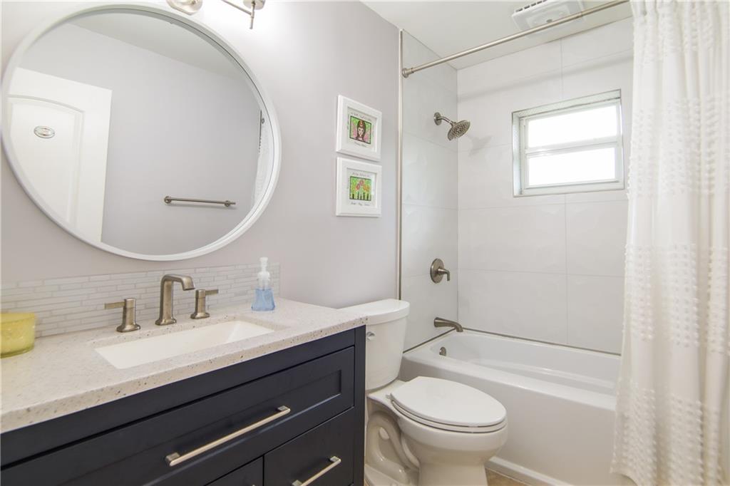 ORANGE TREE HOMES - Residential