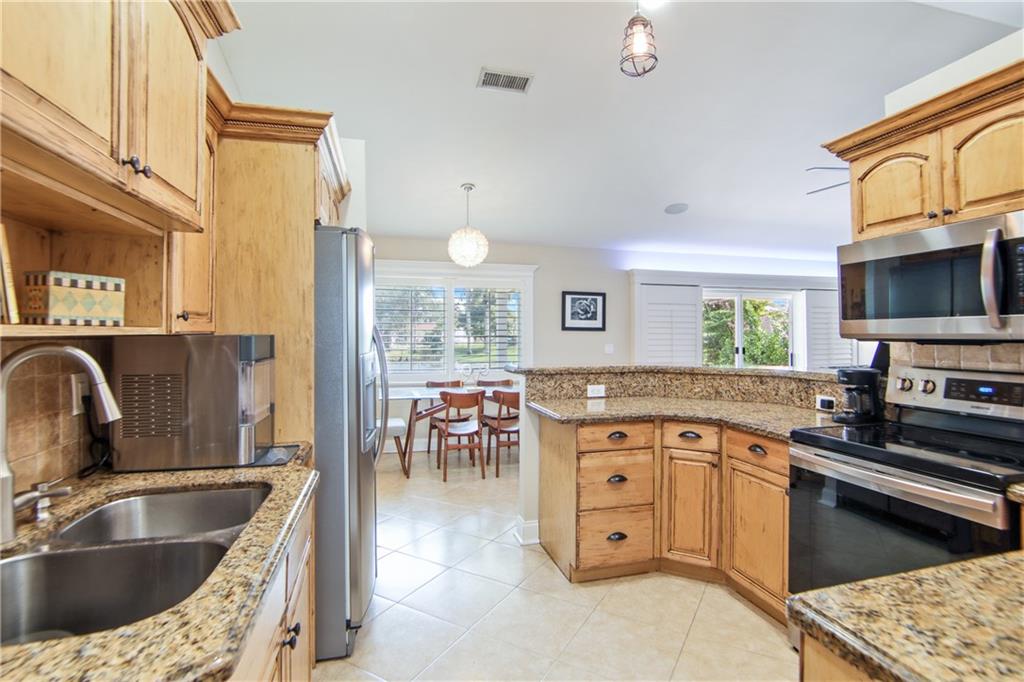 ORANGE TREE HOMES - Residential