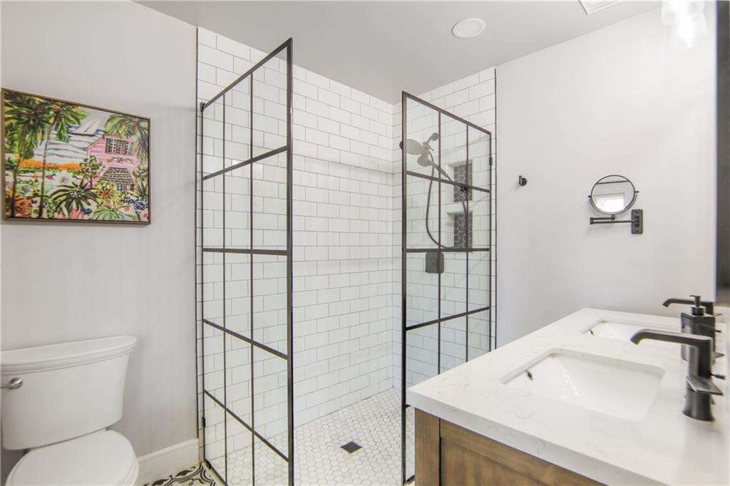 ORANGE TREE HOMES - Residential