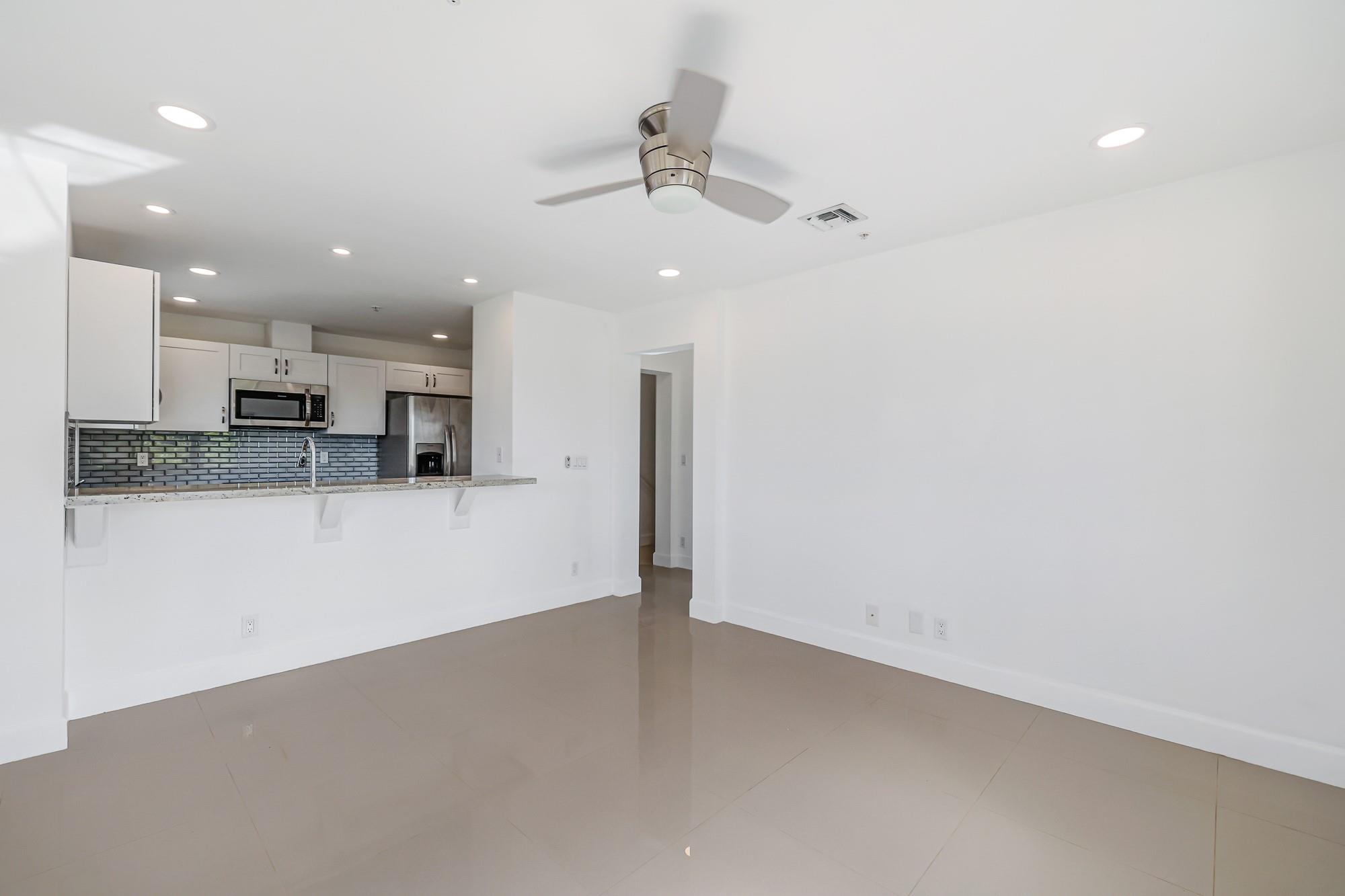 Oak Parc Villas - Residential