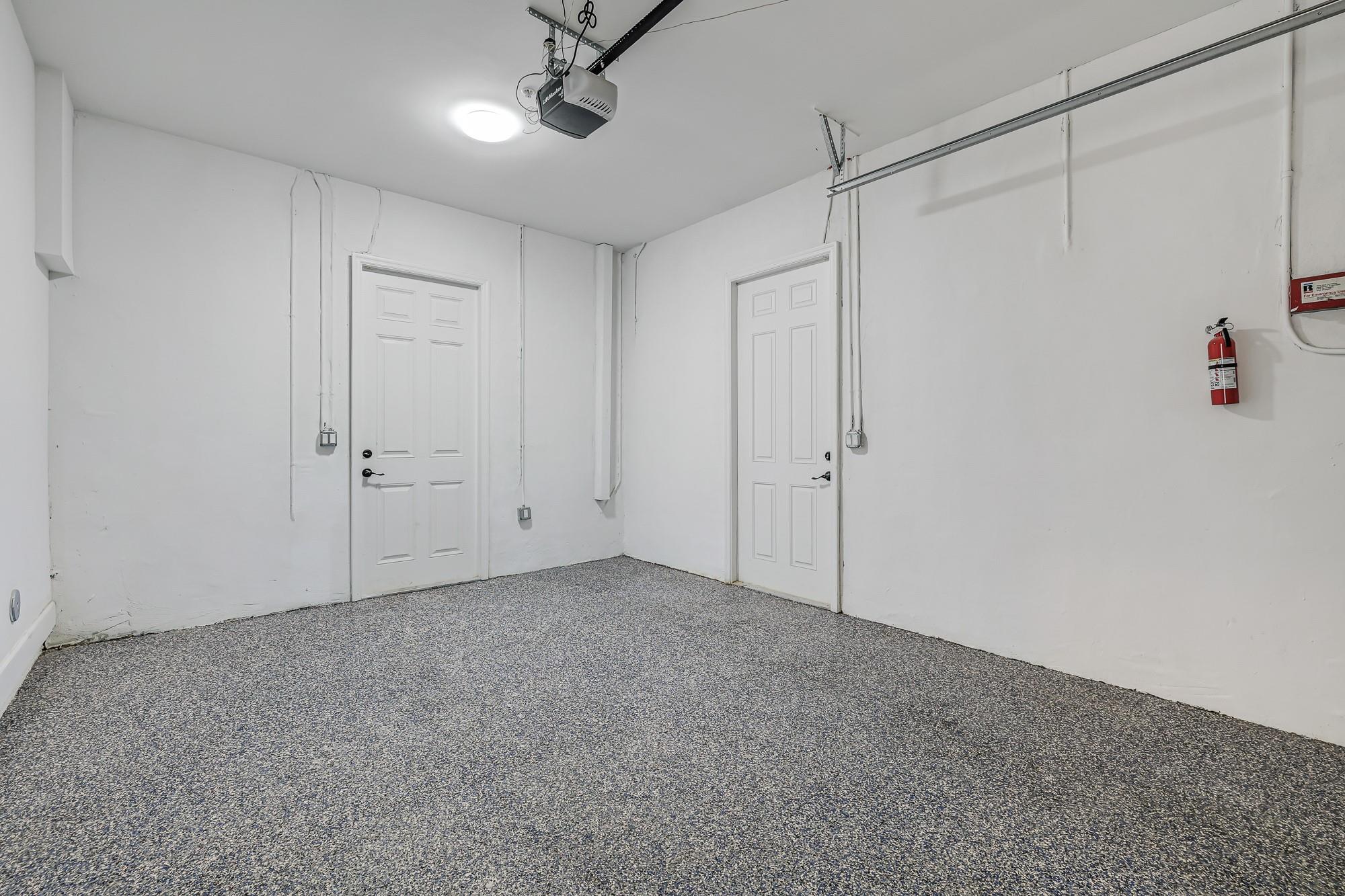 Oak Parc Villas - Residential