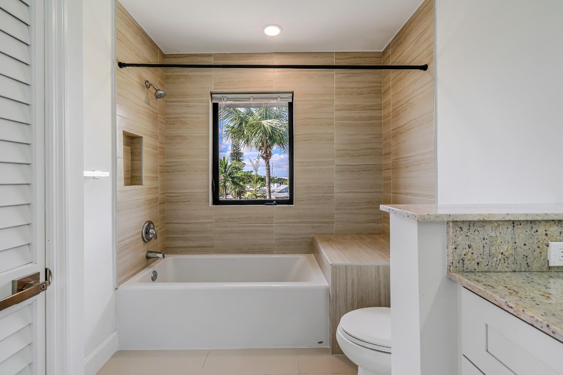 Oak Parc Villas - Residential