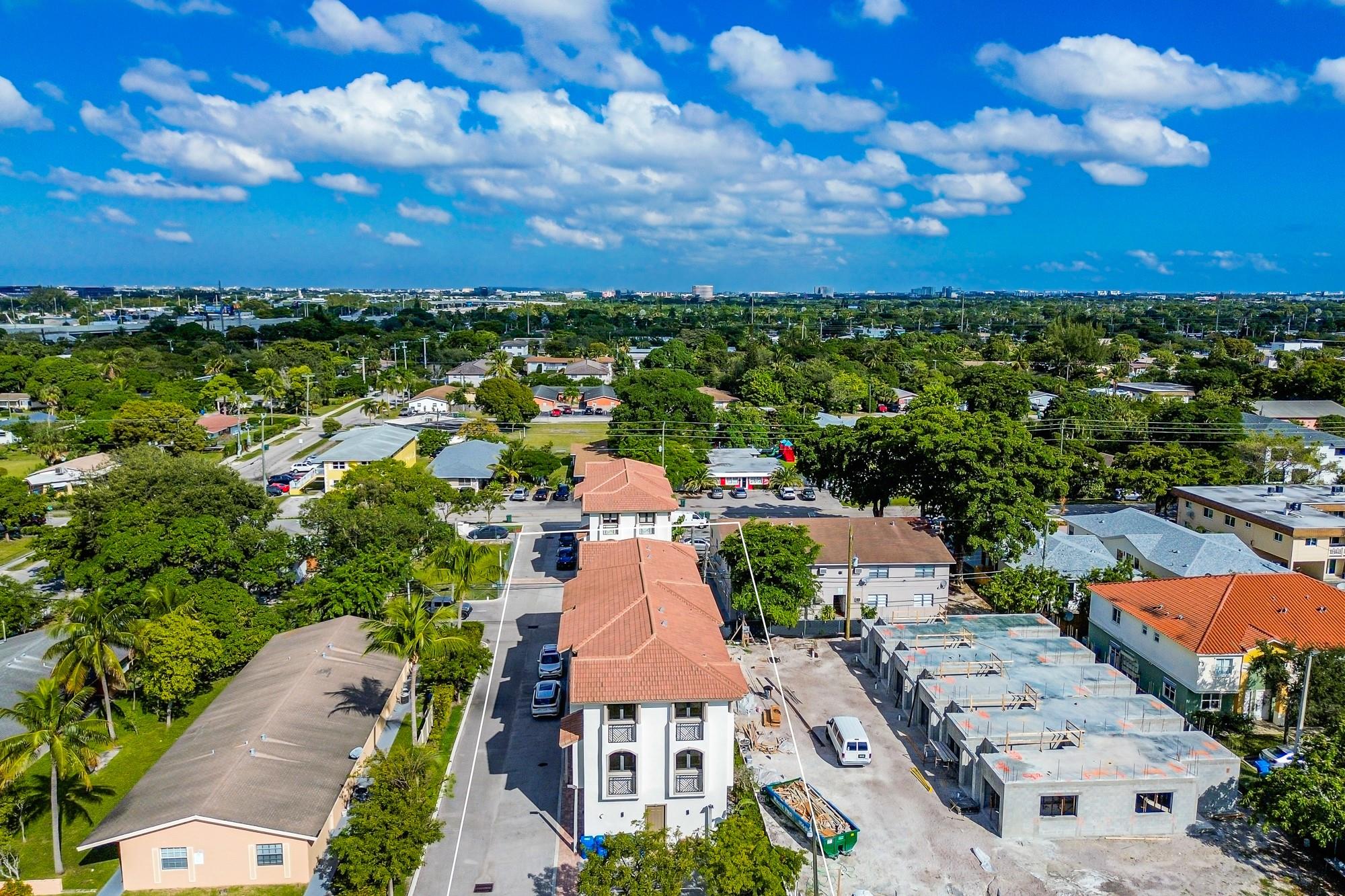 Oak Parc Villas - Residential