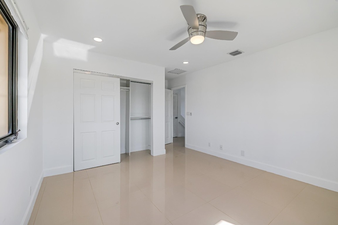 Oak Parc Villas - Residential