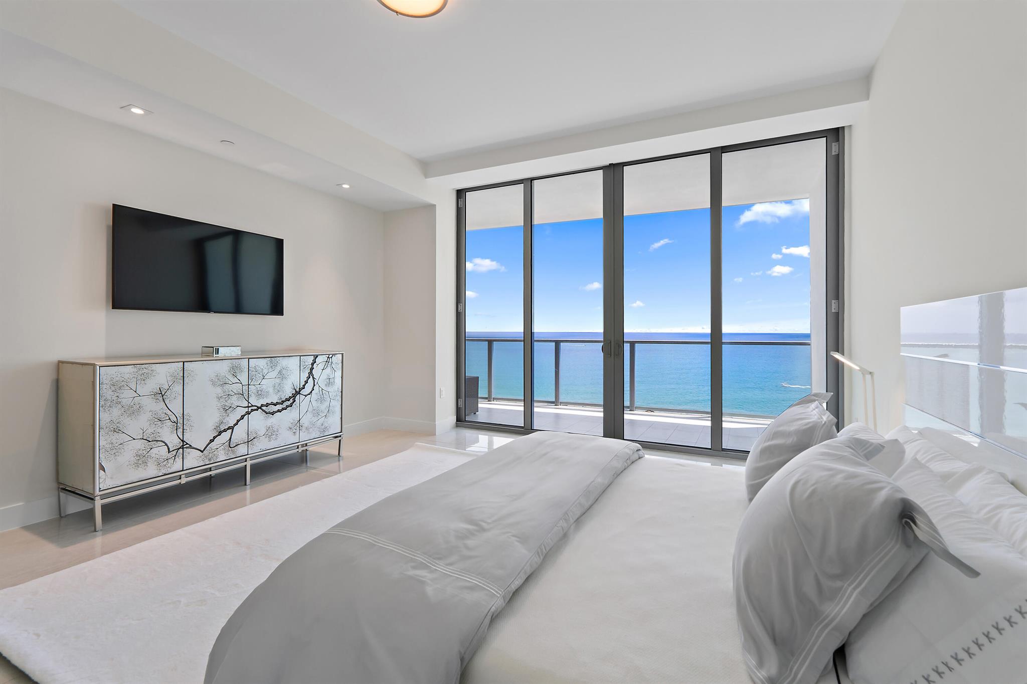 AMRIT OCEAN RESORT CONDO - Residential