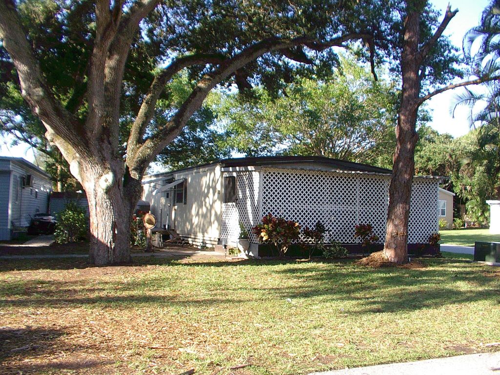 Photo of 2555 Pga Boulevard #73, Palm Beach Gardens, FL 33410 (MLS # B26021843)