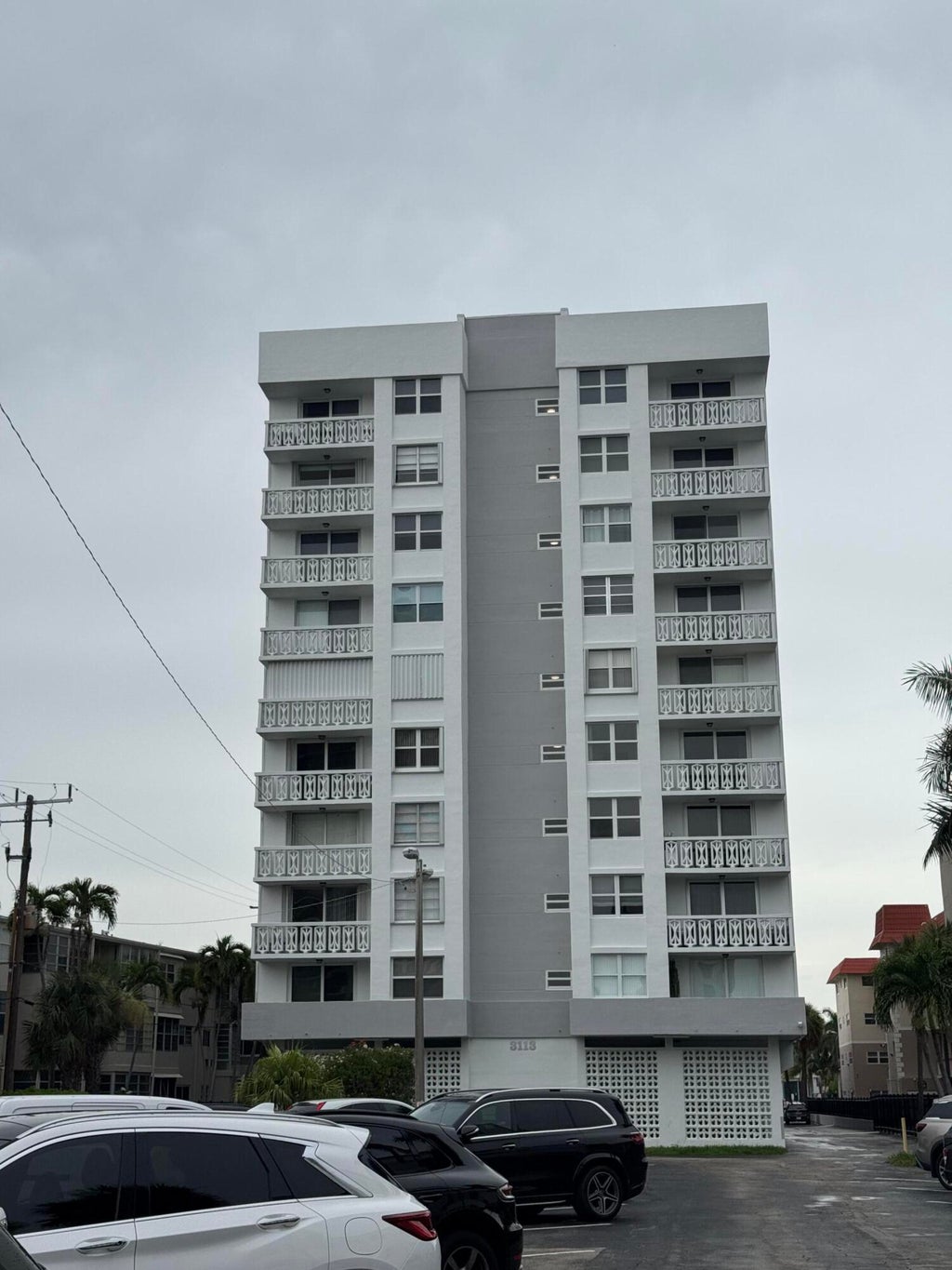 Photo of 3113 S OCEAN Drive #209, Hallandale Beach, FL 33009 (MLS # B26059475)