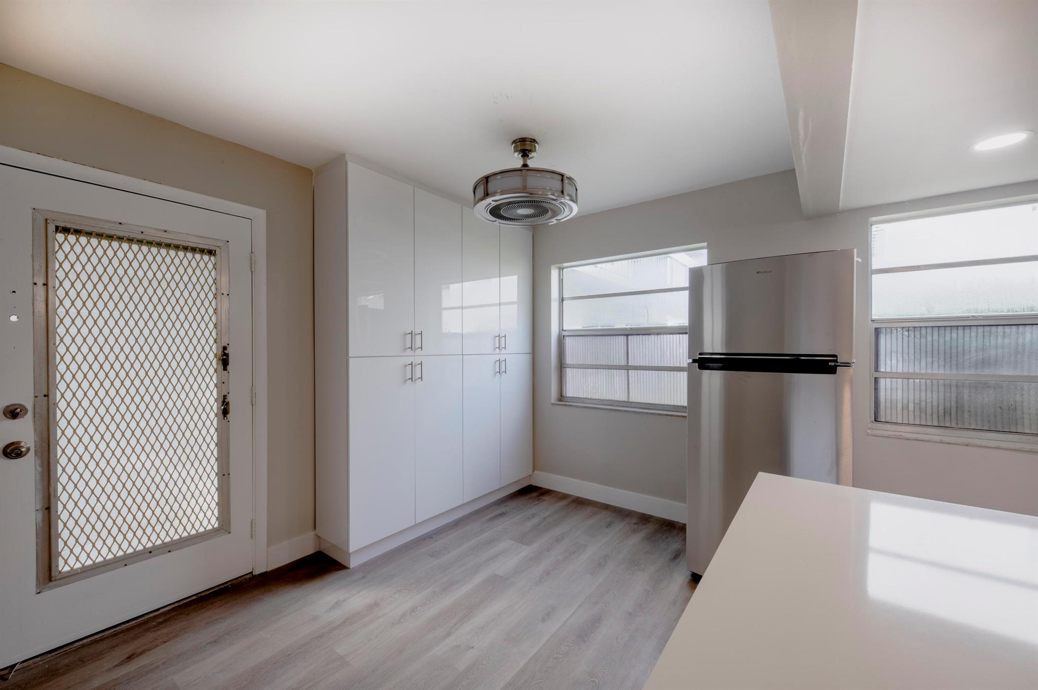 KINGS POINT FLANDERS COND - Residential Lease