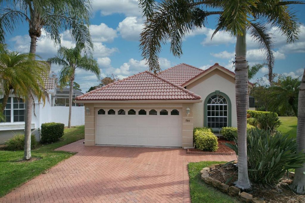 Photo of 780 SW Aruba Bay, Port Saint Lucie, FL 34986 (MLS # R11148934)