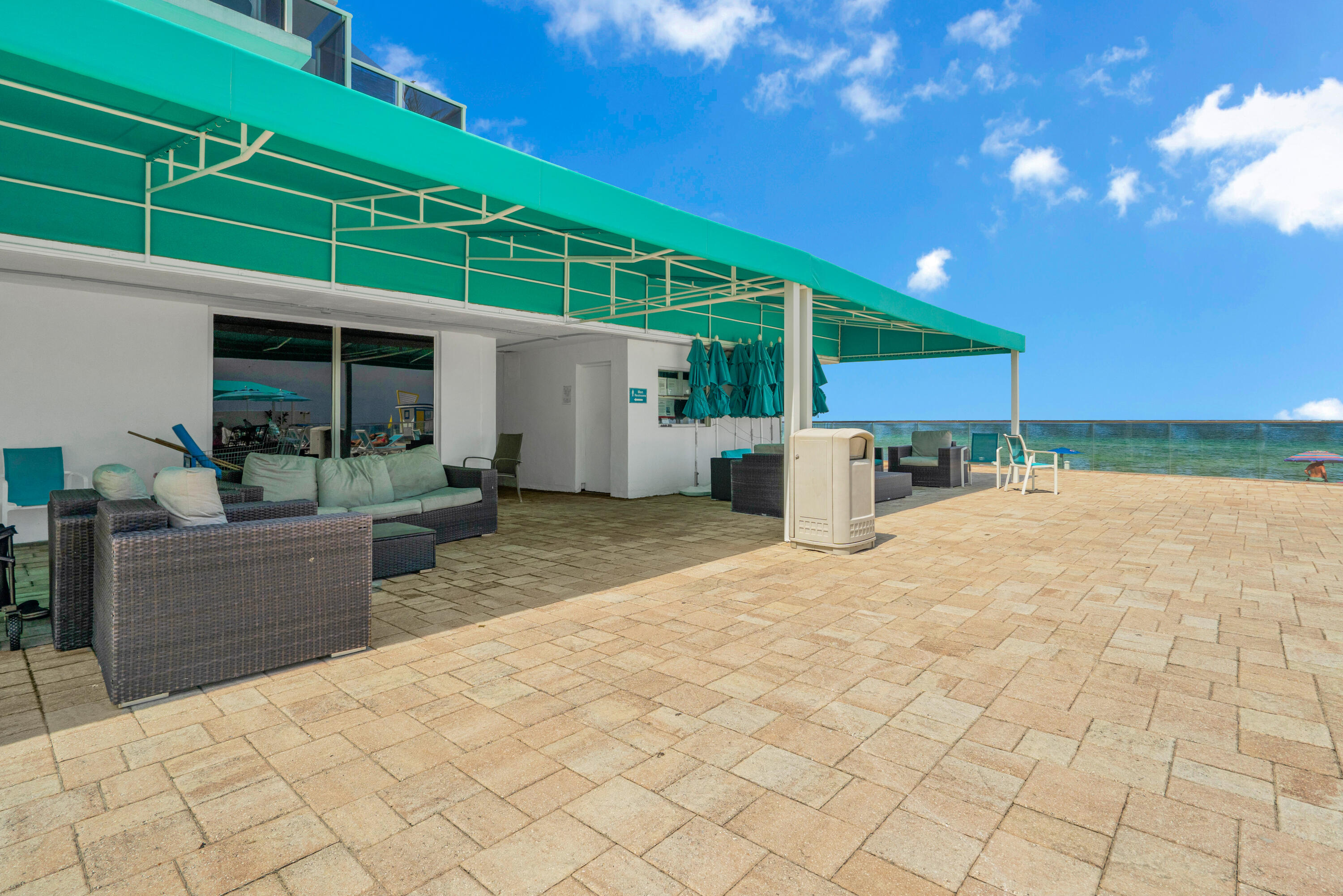 SEA AIR TOWERS CONDO - Residential Lease