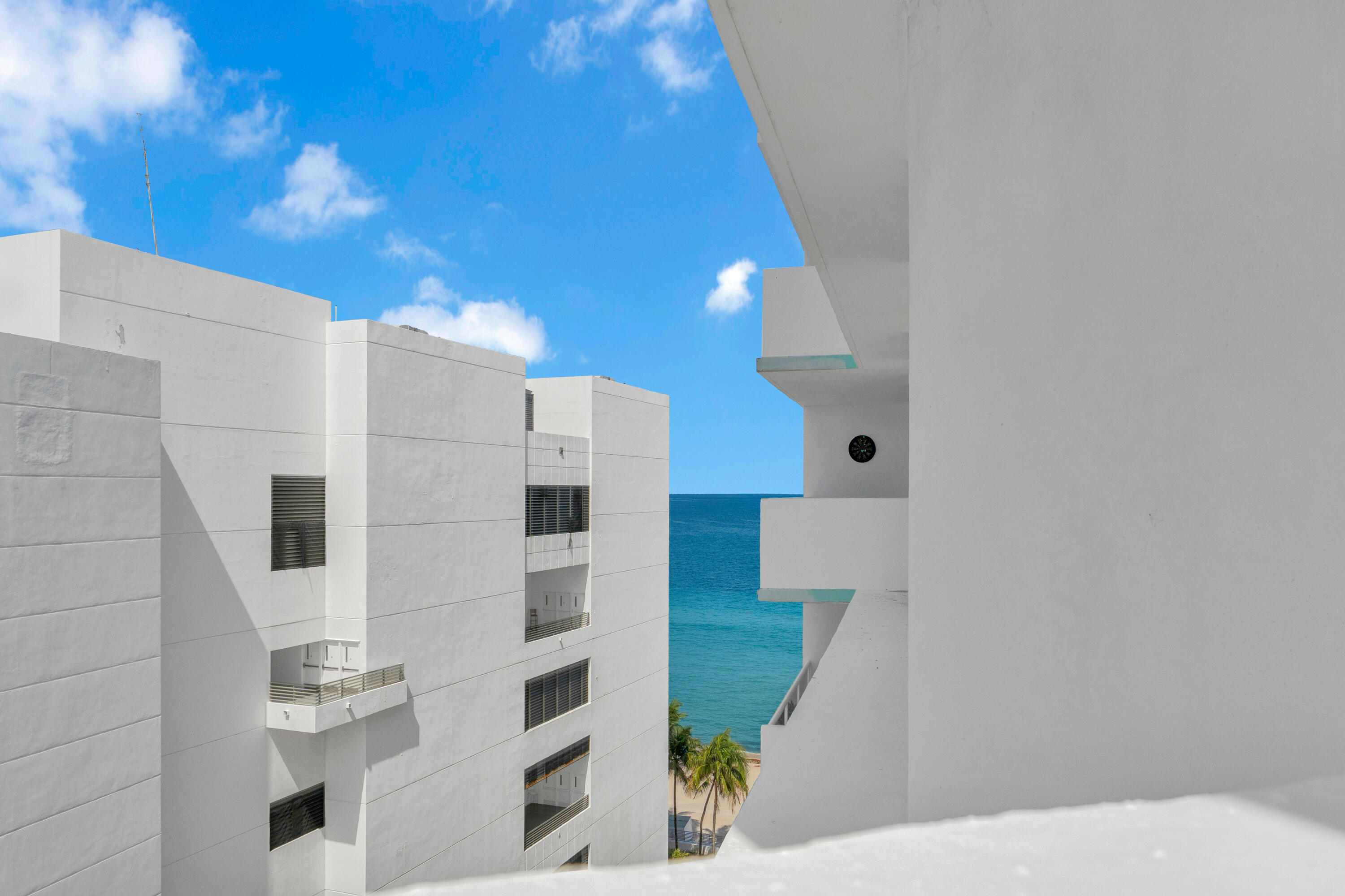 SEA AIR TOWERS CONDO - Residential Lease