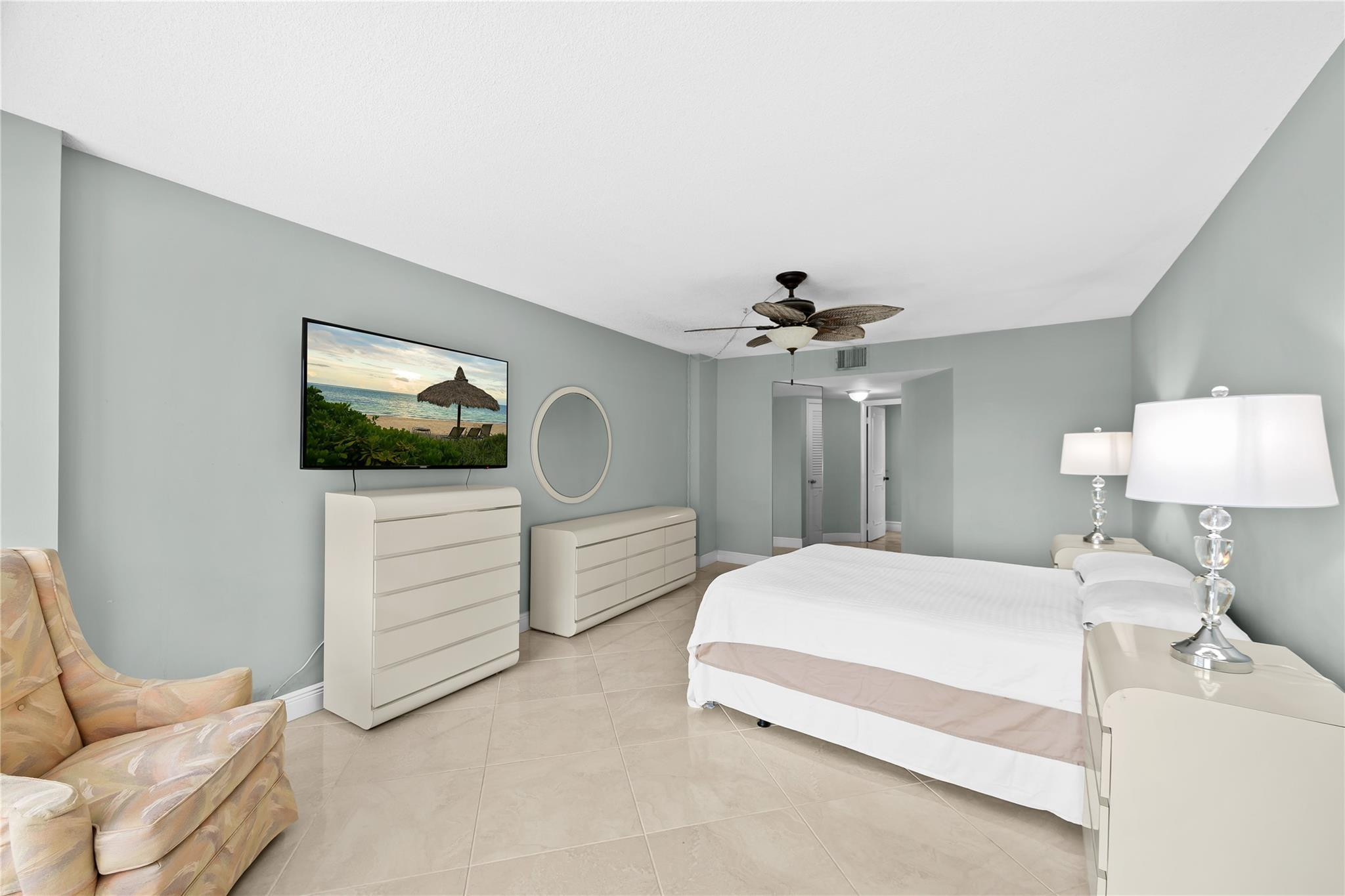 THE GALLEON - Residential