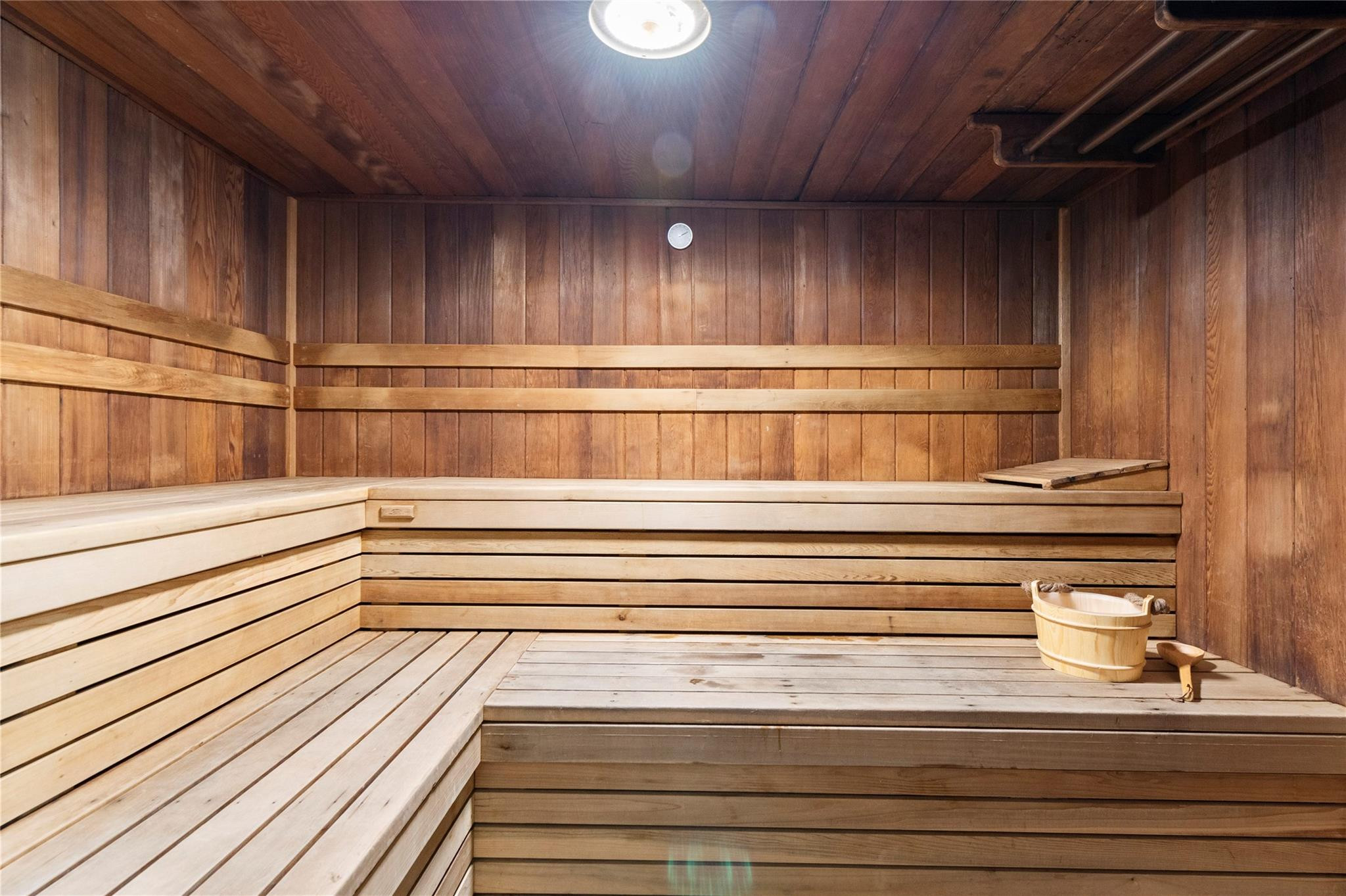 THE GALLEON - Residential