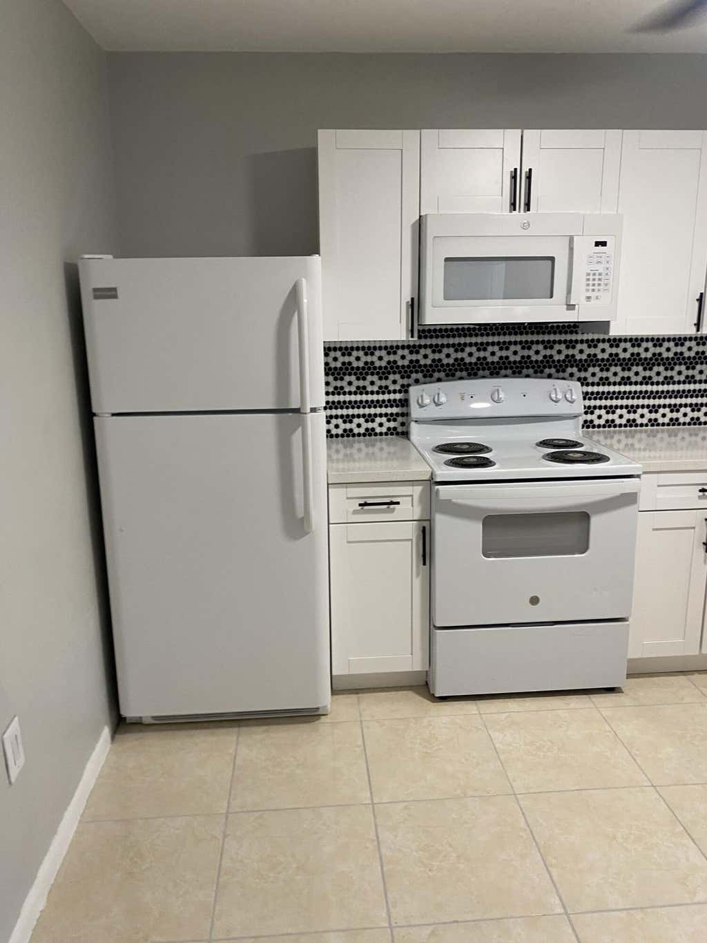 Photo of 2105 Delaware Avenue, Fort Pierce, FL 34950 (MLS # B26064777)