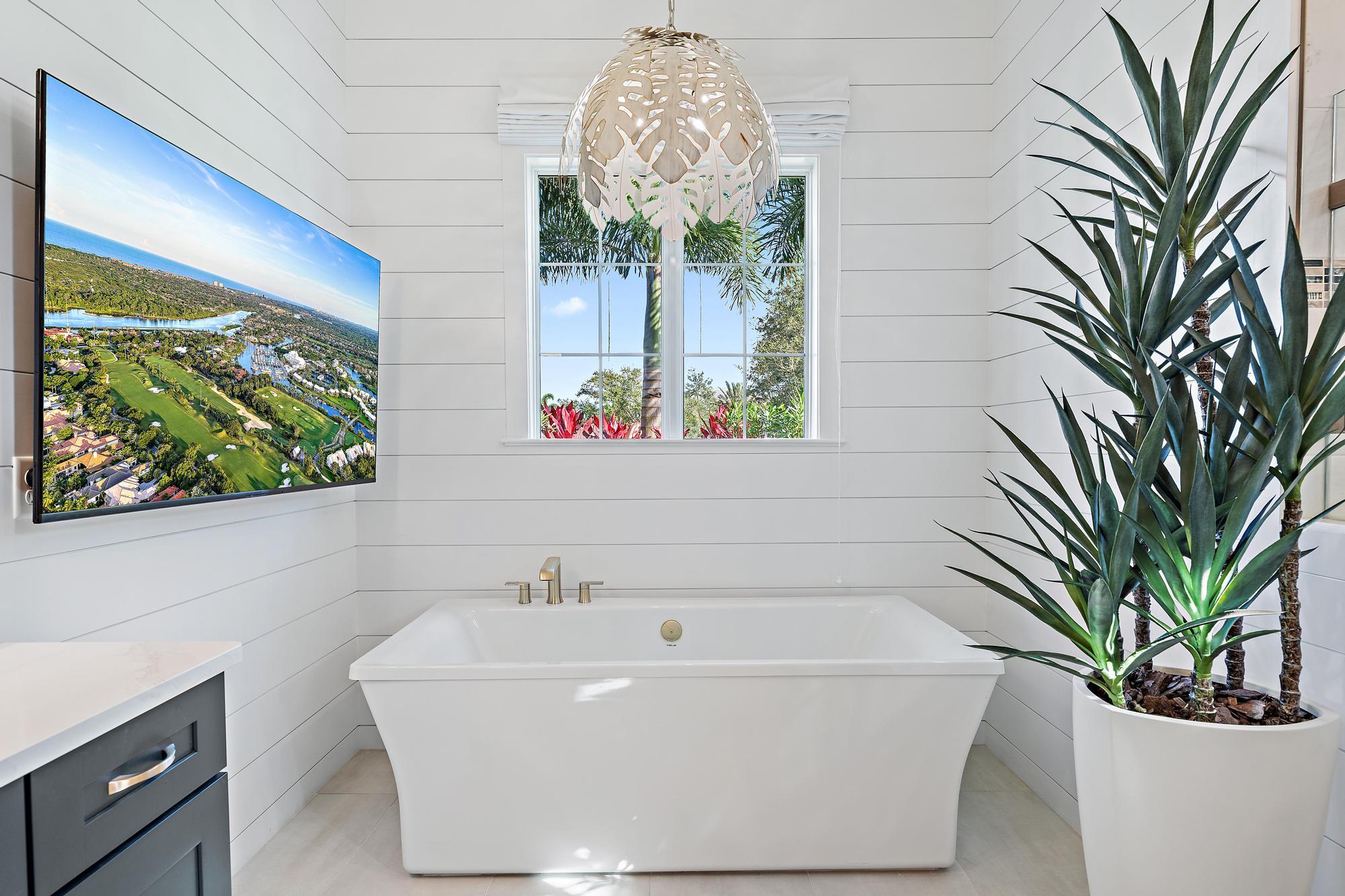 BRIDGEWATER - Residential