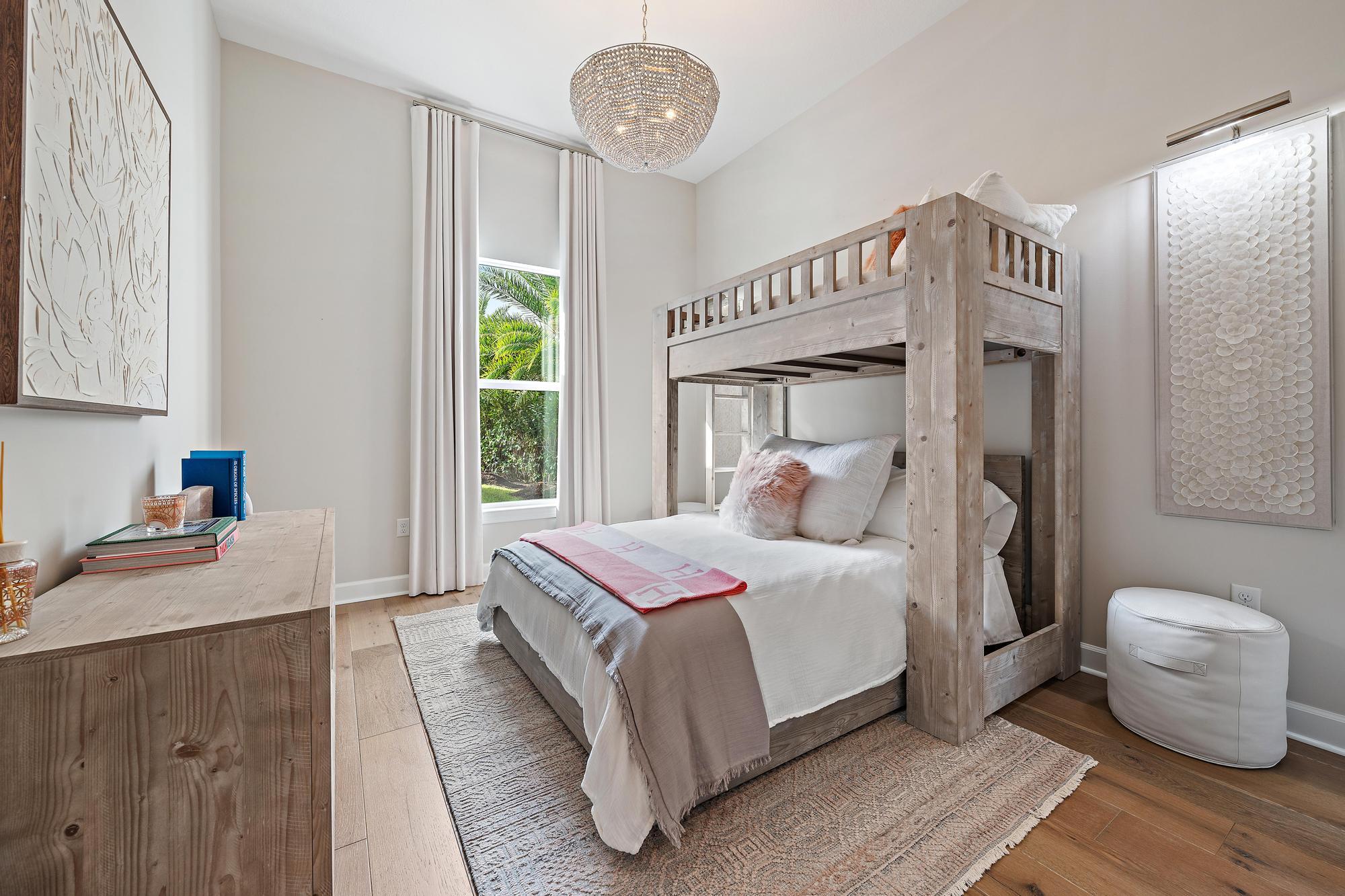 BRIDGEWATER - Residential