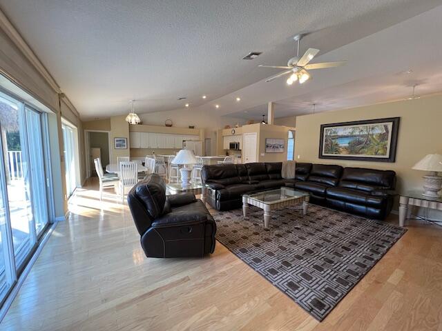 YACHT HARBOR MANOR - Residential Lease