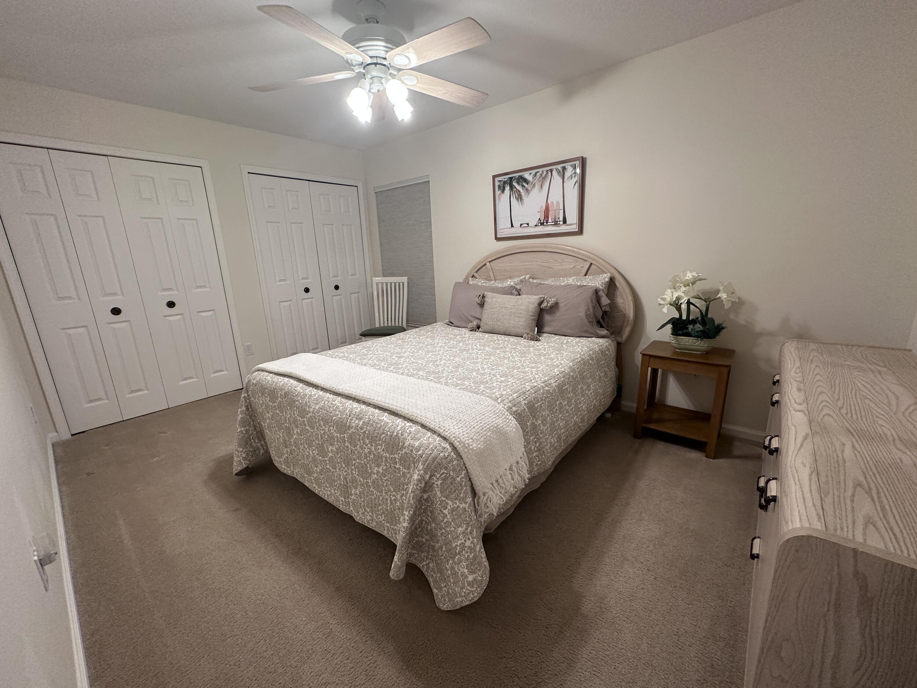 YACHT HARBOR MANOR - Residential Lease