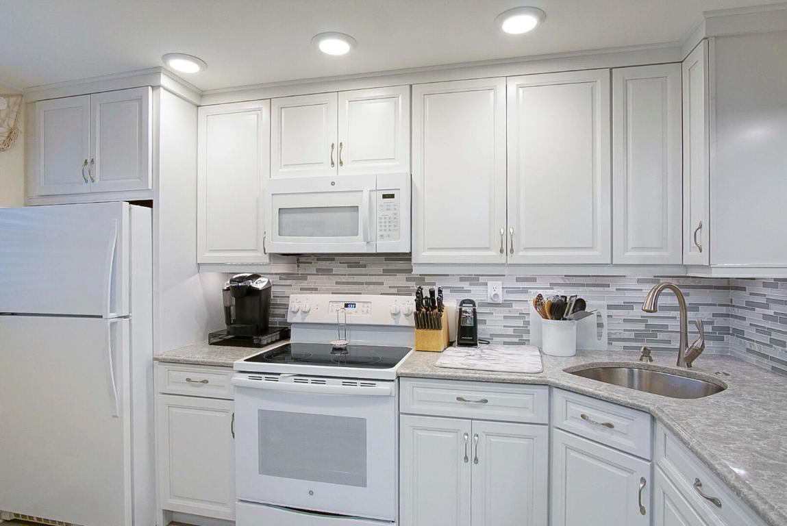 OCEANRISE CONDOMINIUM - Residential