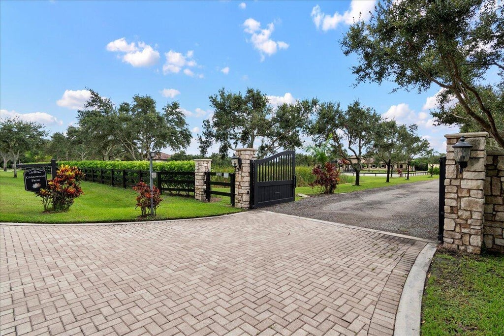Photo of 15636 Sunnyland Lane, Wellington, FL 33414 (MLS # B26082336)