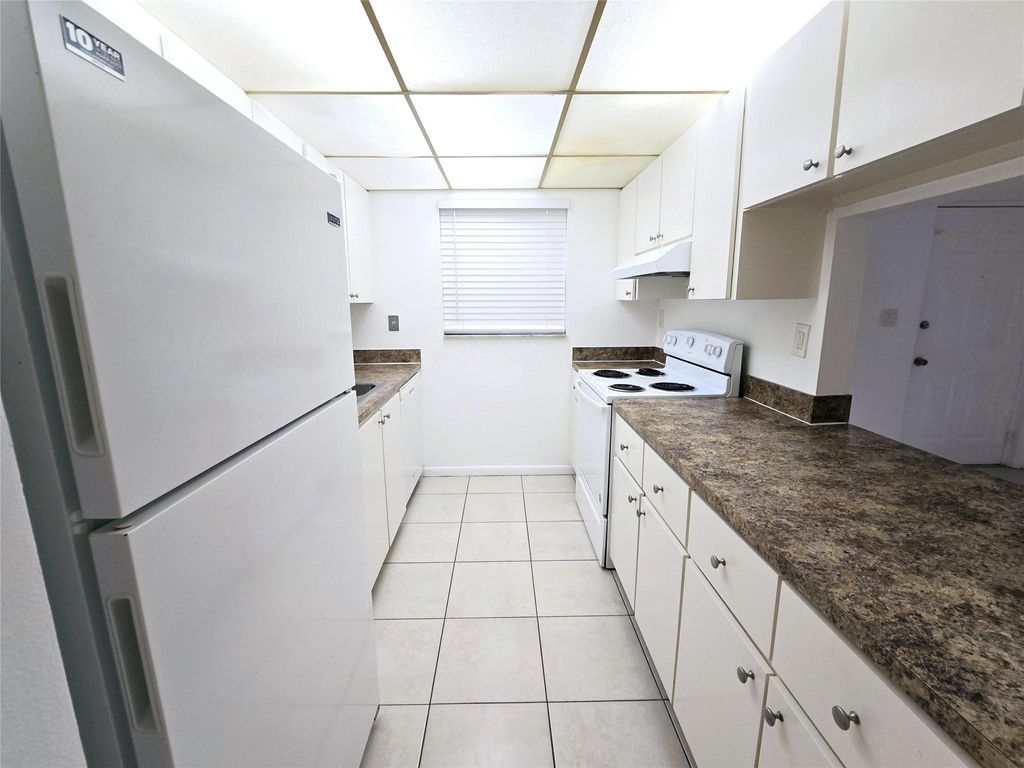 Photo of 1820 N Congress Ave #203, West Palm Beach, FL 33401 (MLS # F10487872)