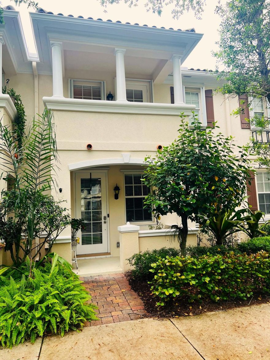 Meticulously maintained DiVosta townhome in the heart of Abacoa offering one of Tuscany's most desirable floorplans. This turnkey 3BR/2.5BA residence features bright open living areas, a brand new stunning open layout kitchen, updated flooring throughout, plenty of storage and closet buildouts. Enjoy outdoor living with your choice of front porch, covered balcony and private courtyard. Detached 2-car garage provides added convenience. Located in sought-after Tuscany at Abacoa with resort-style amenities including clubhouse, fitness center, pool, and cable included in HOA. Prime Jupiter location near beaches, shopping, dining, I-95, and top-rated schools. Move-in ready! Additional photos coming soon