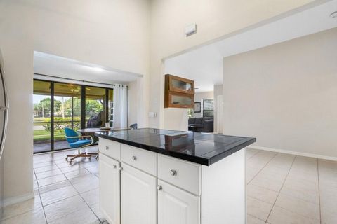 Townhouse in West Palm Beach FL 4387 Willow Brook Cir Cir 7.jpg