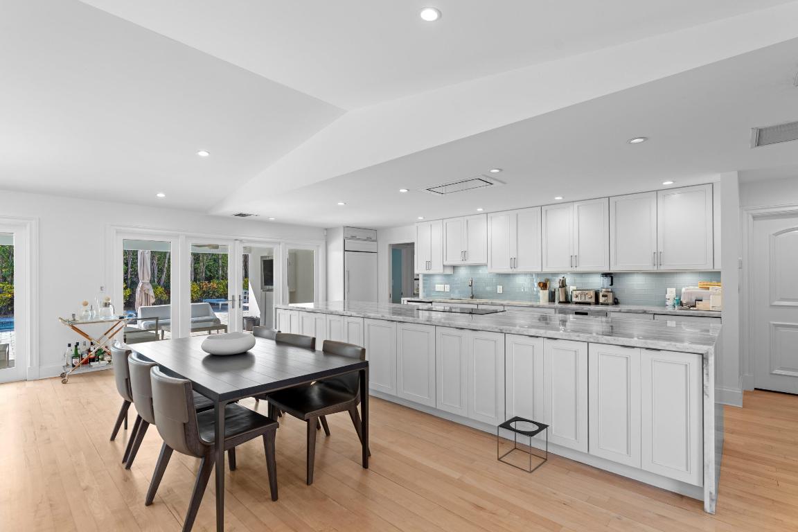 ELLAMAR - Residential Lease