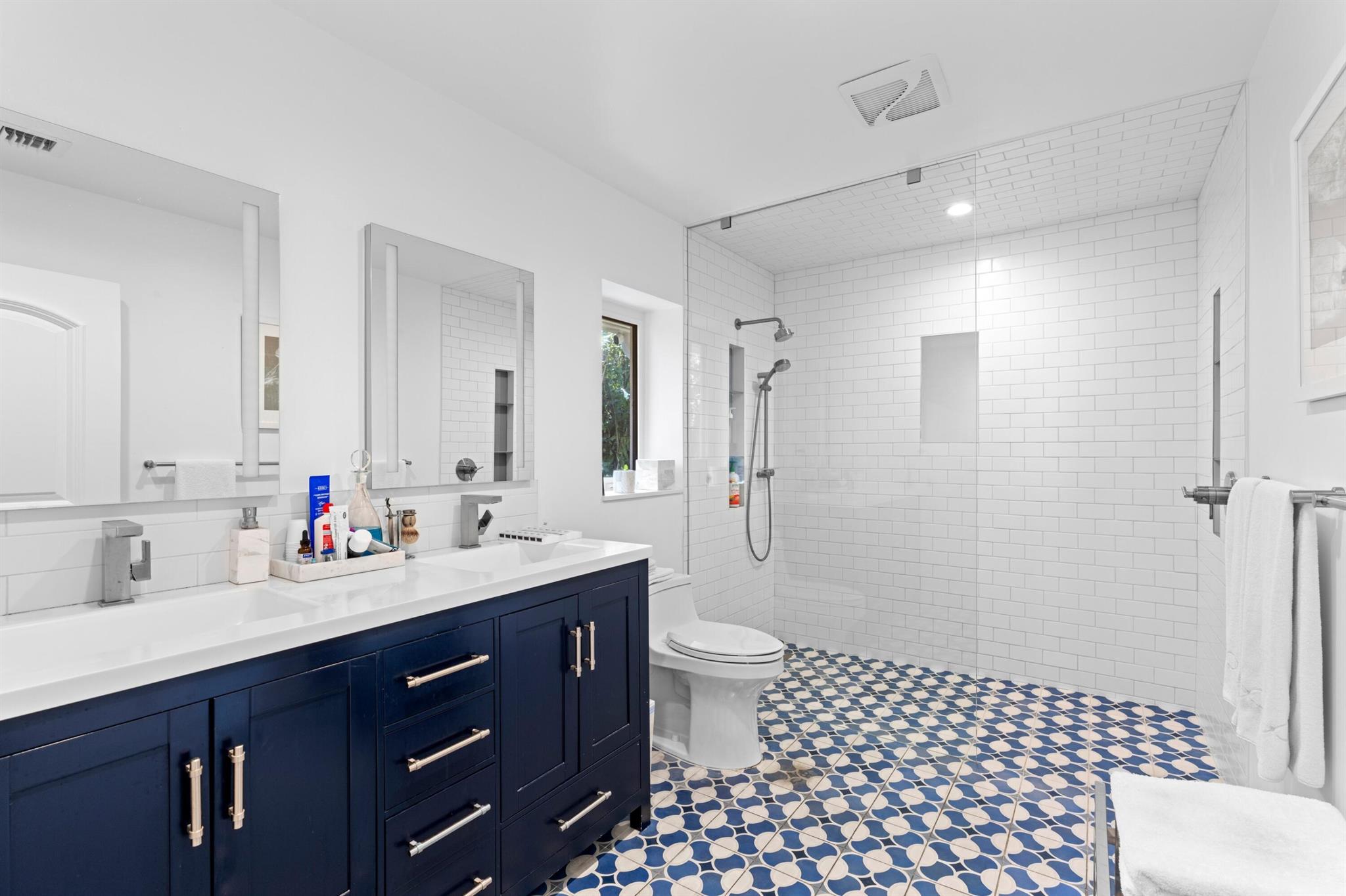 ELLAMAR - Residential Lease