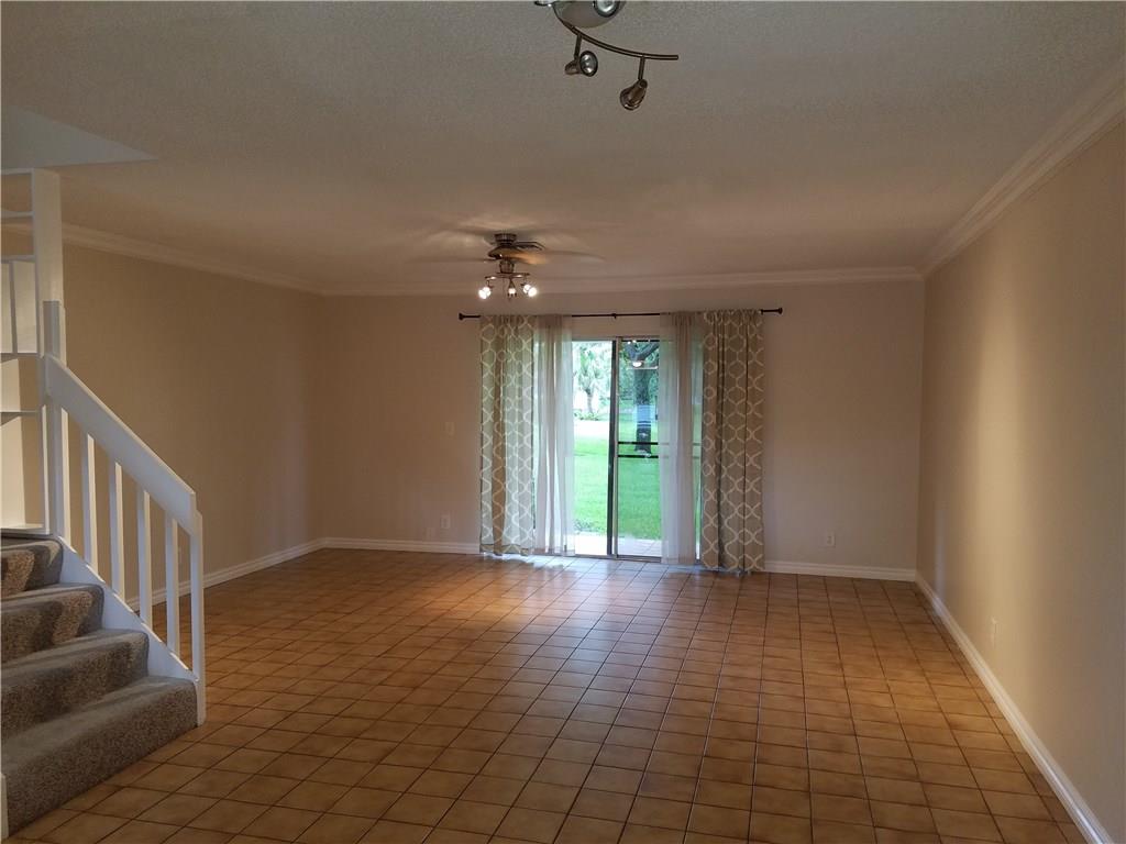 BOCA WALK - Residential