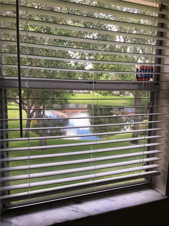 BOCA WALK - Residential