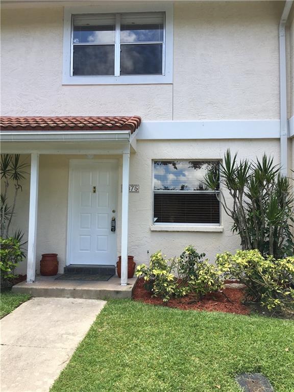 BOCA WALK - Residential